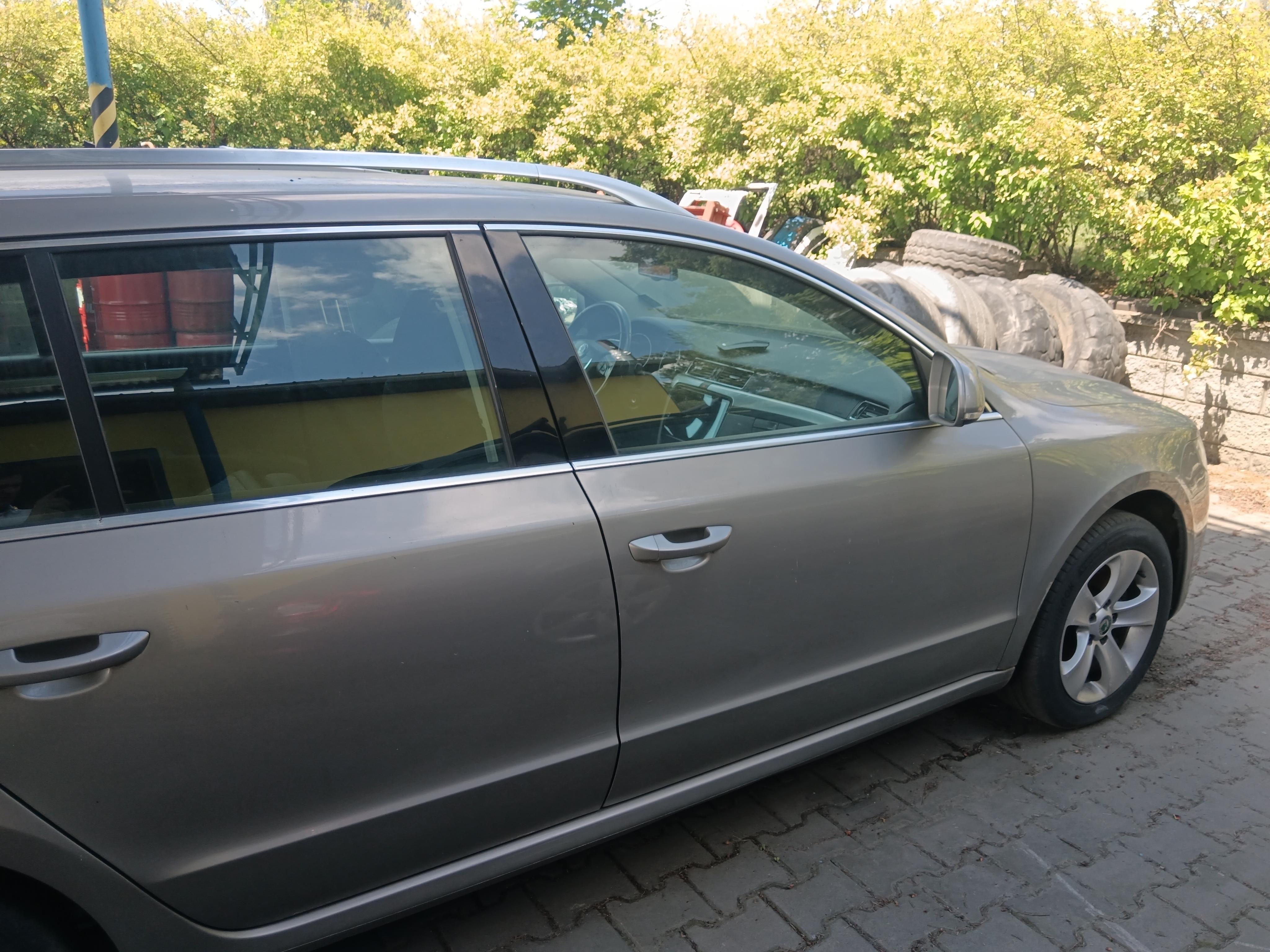 Škoda Superb, 103kW (dov.SRN) - fotka 6
