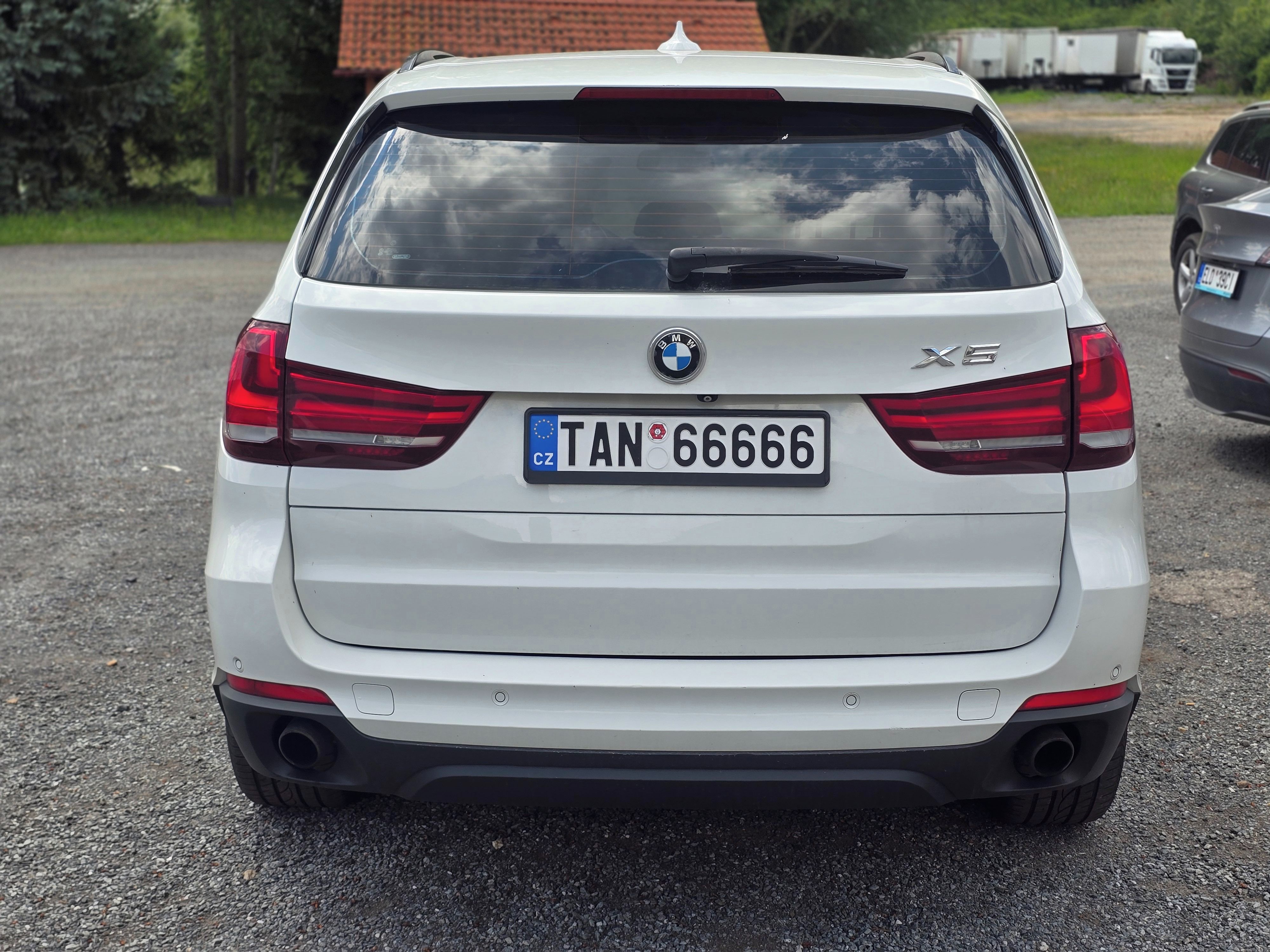 BMW X5 - fotka 3