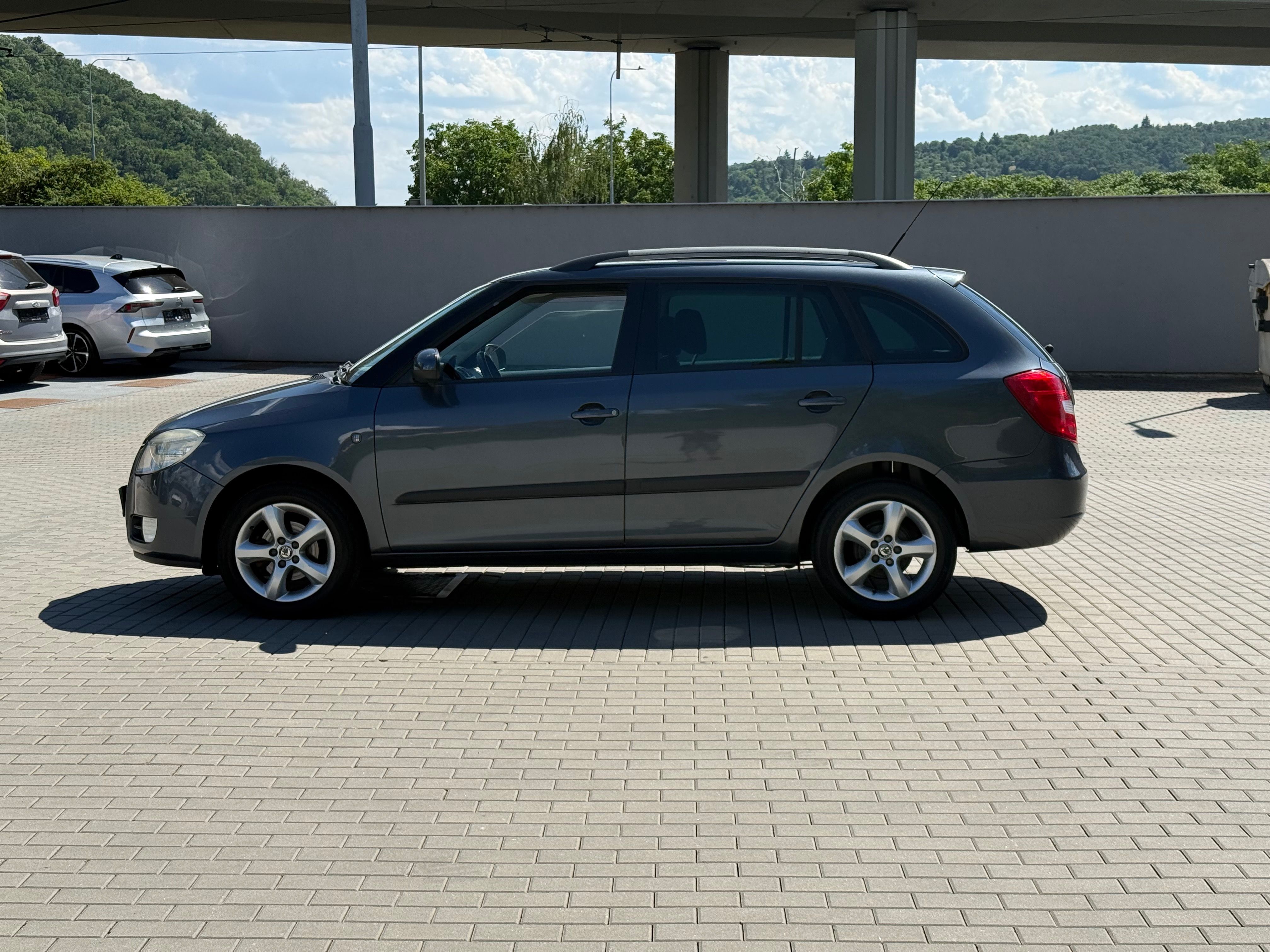 Škoda Fabia, 1.4 16V Sport - fotka 2