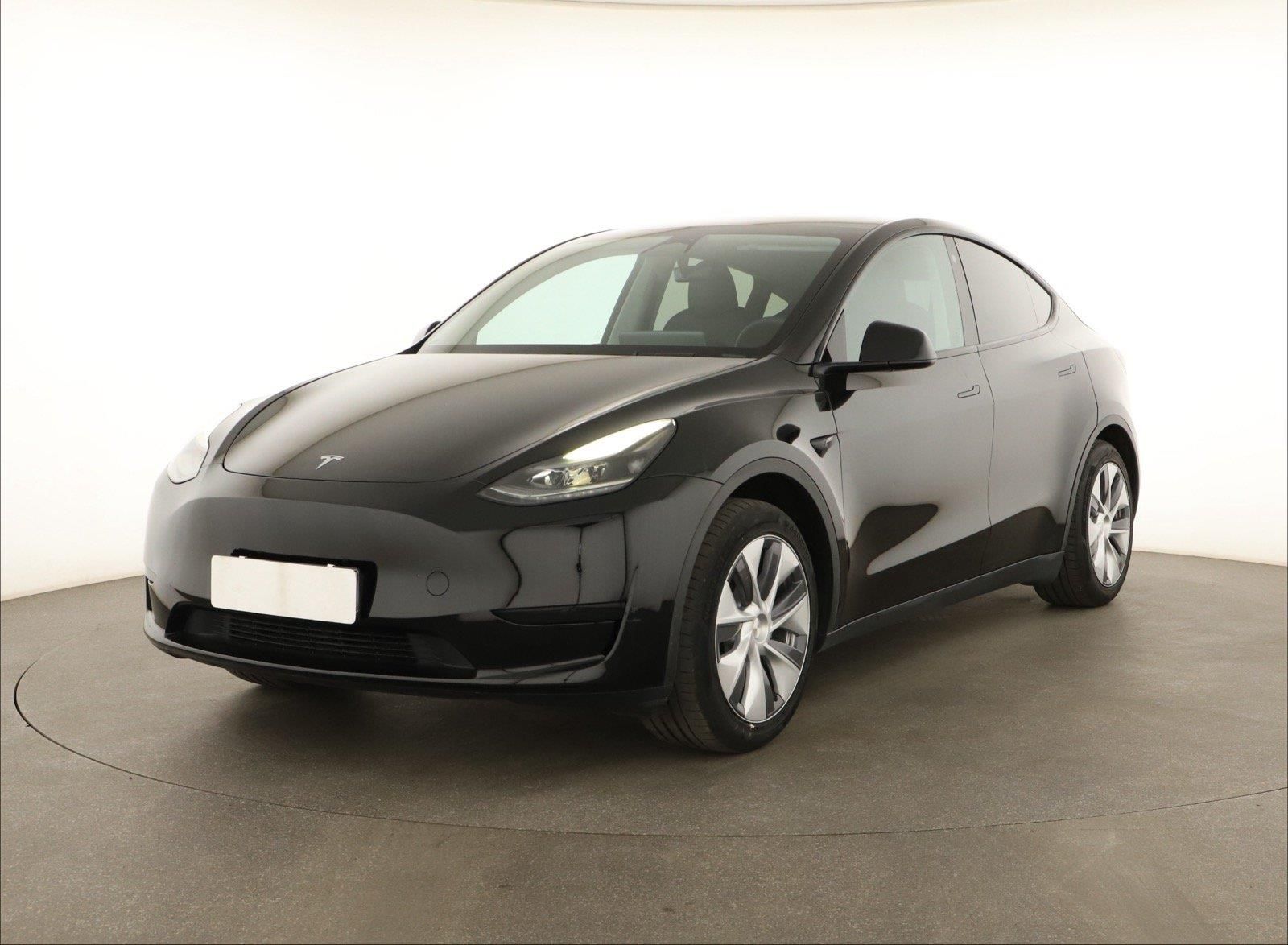 Tesla Model Y, RWD LFP 60kWh, SoH 93% - fotka 2