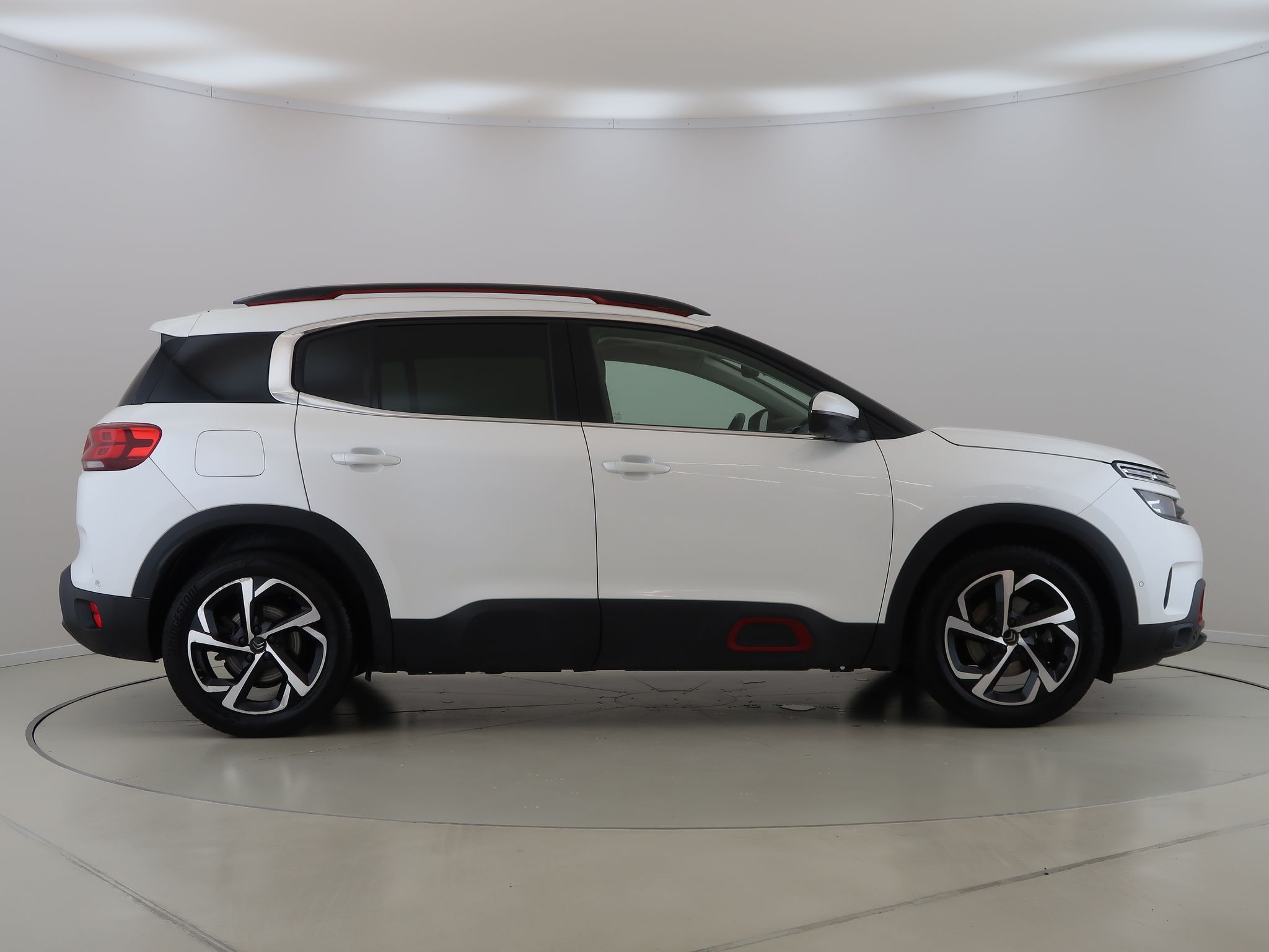 Citroën C5 Aircross, 2.0,SHINE,BlueHDi,130kW,AT,CZ, - fotka 4