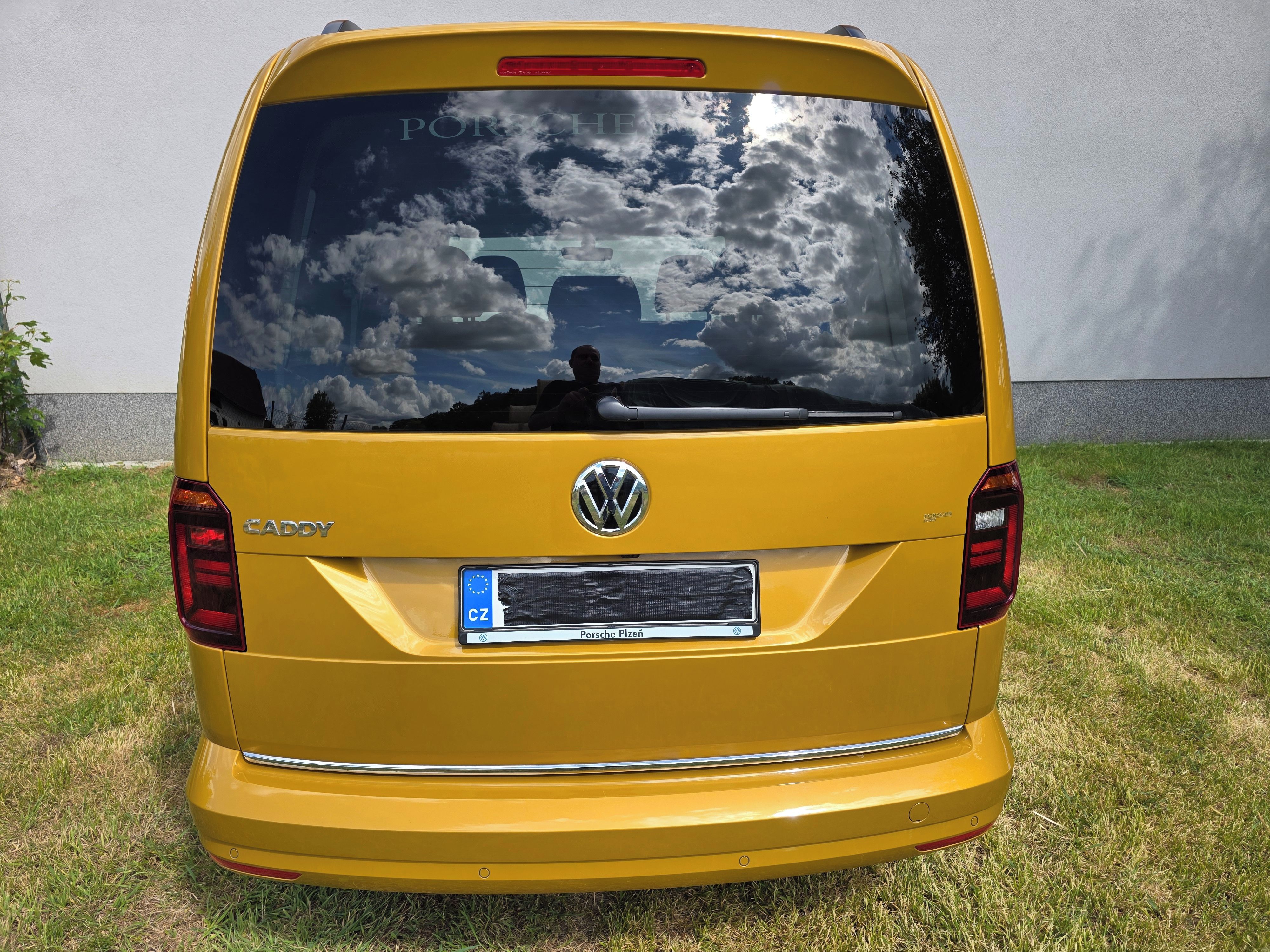 Volkswagen Caddy, 1,4 TSI 96KW 27000KM - fotka 4