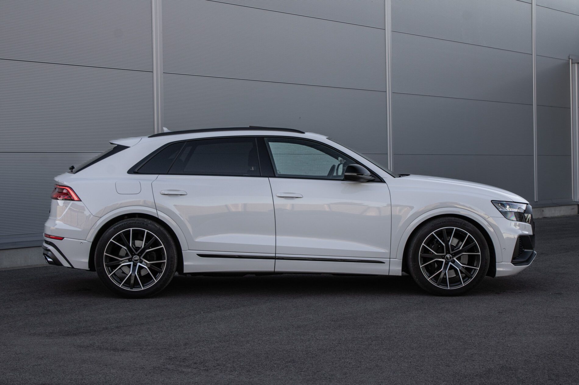 Audi SQ8 - fotka 5