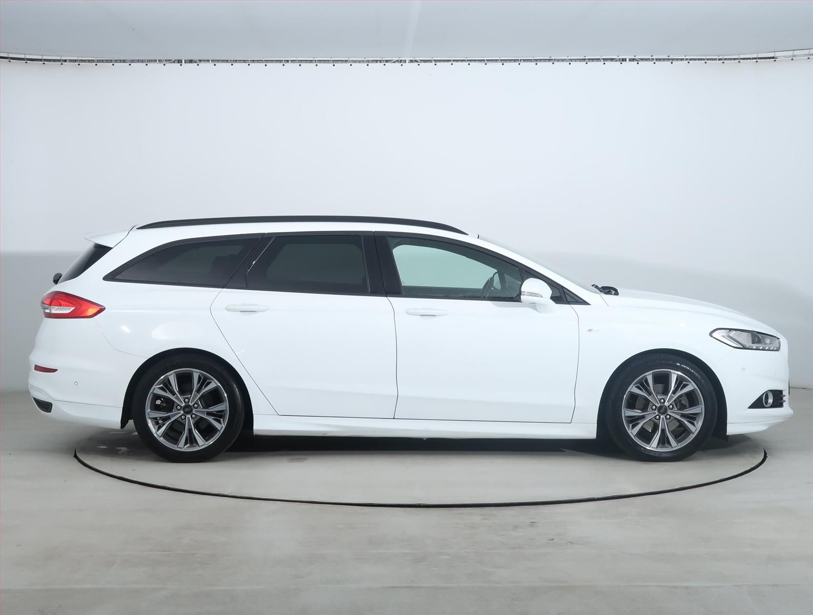 Ford Mondeo, 1.5 EcoBoost, ST-Line, Automat - fotka 6