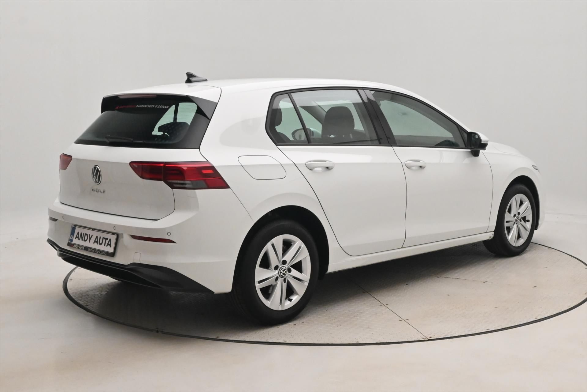 Volkswagen Golf, 2,0 TDI 110 kW Life Záruka až - fotka 5