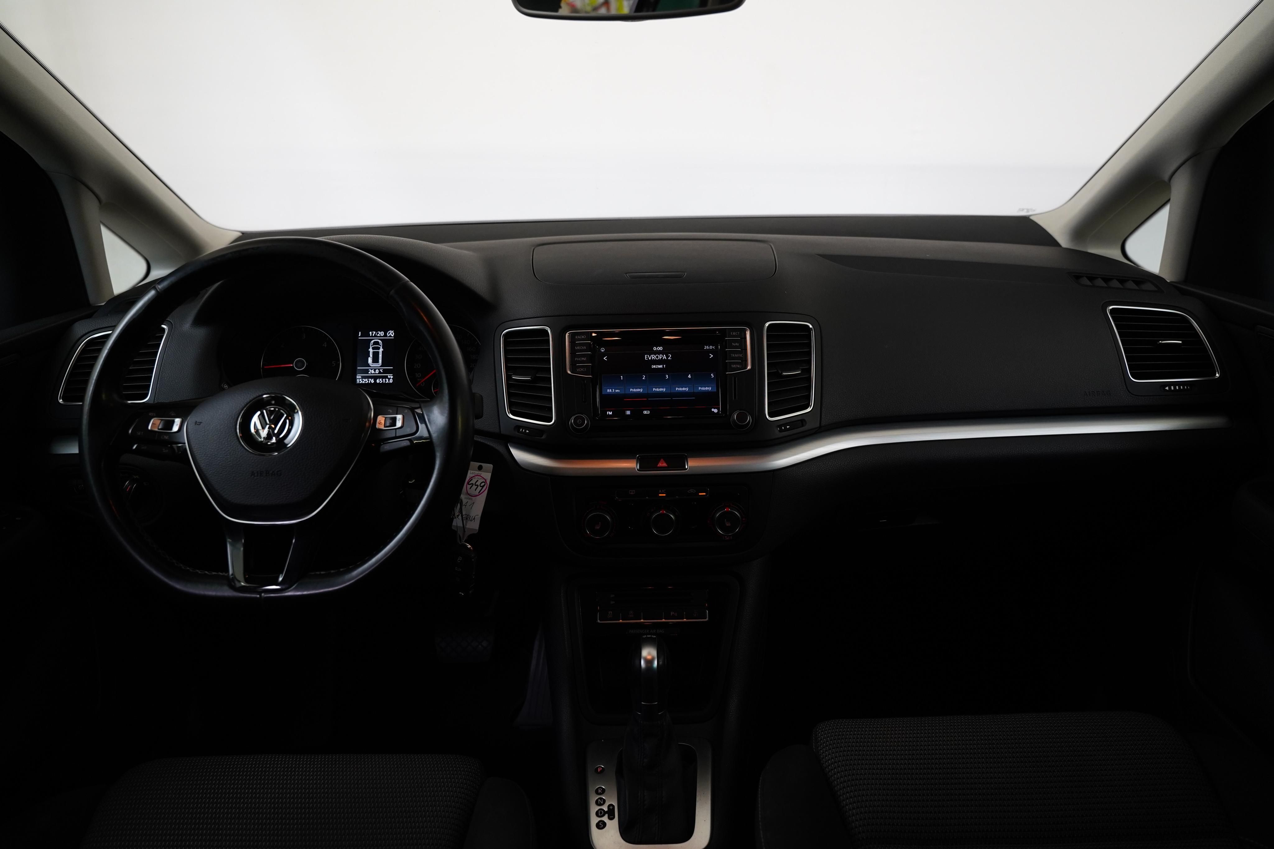 Volkswagen Sharan, 2.0 TDI 110 kW Comfortline - fotka 6