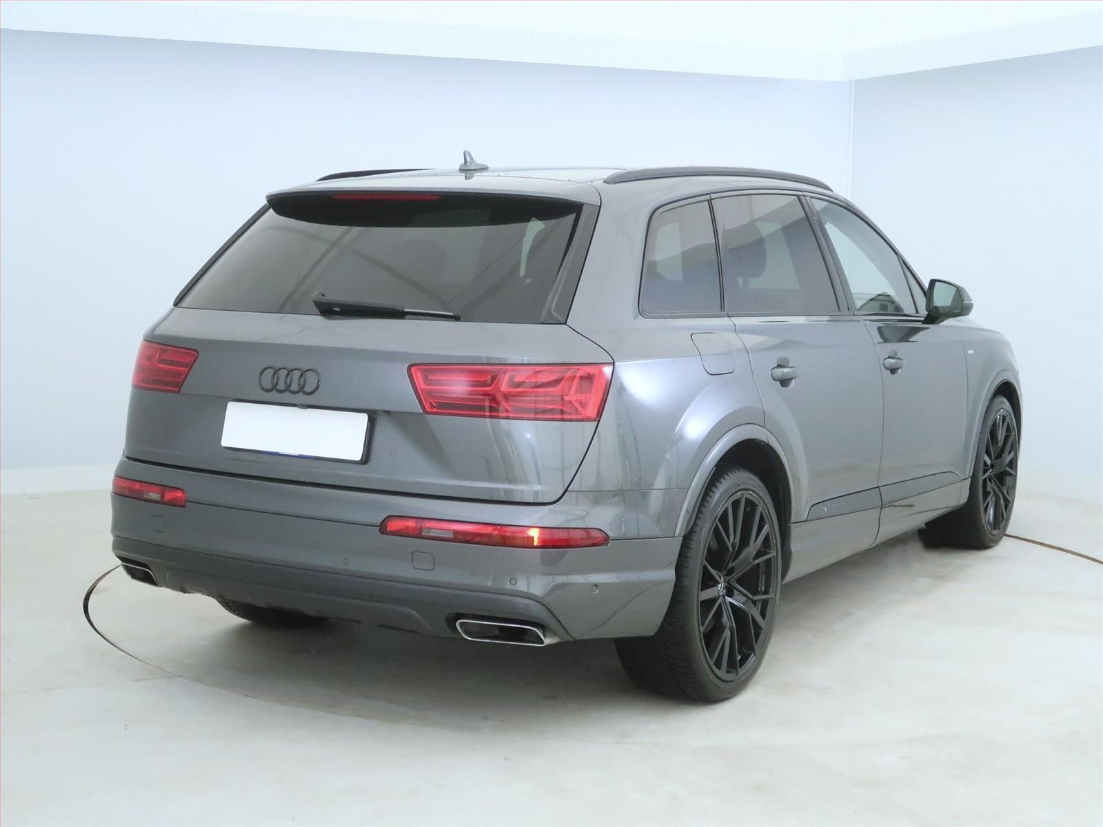Audi Q7, 3.0 TDI, 4X4, Automat, Kůže - fotka 5
