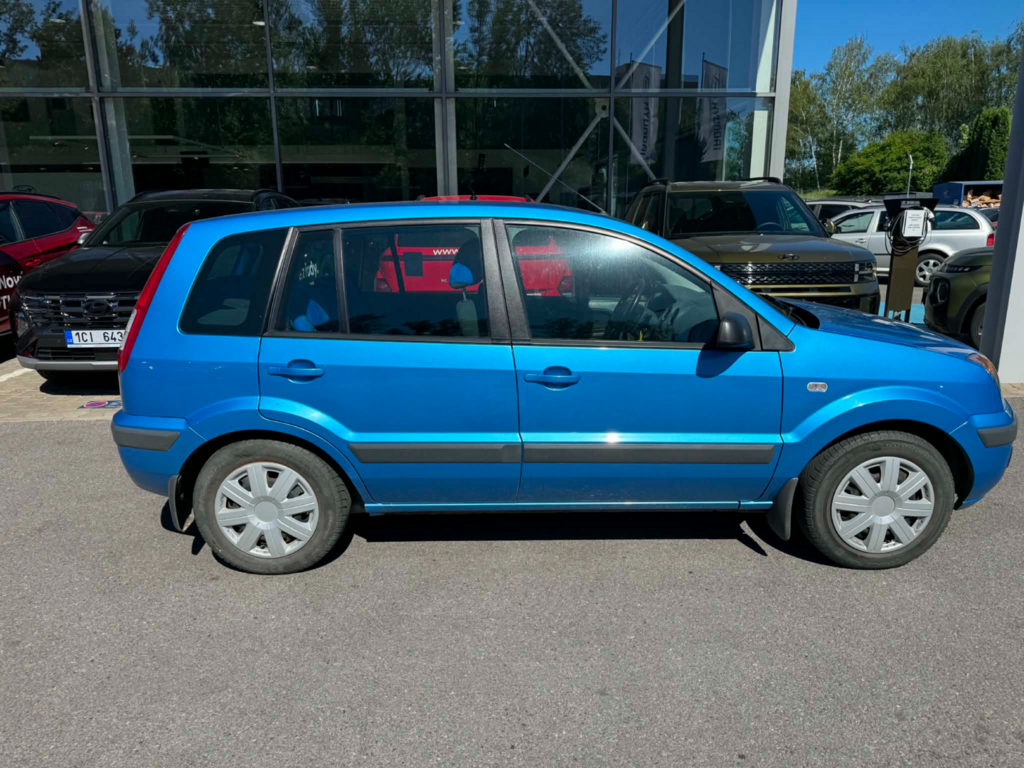 Ford Fusion, 1.4 i 59 kW - fotka 2
