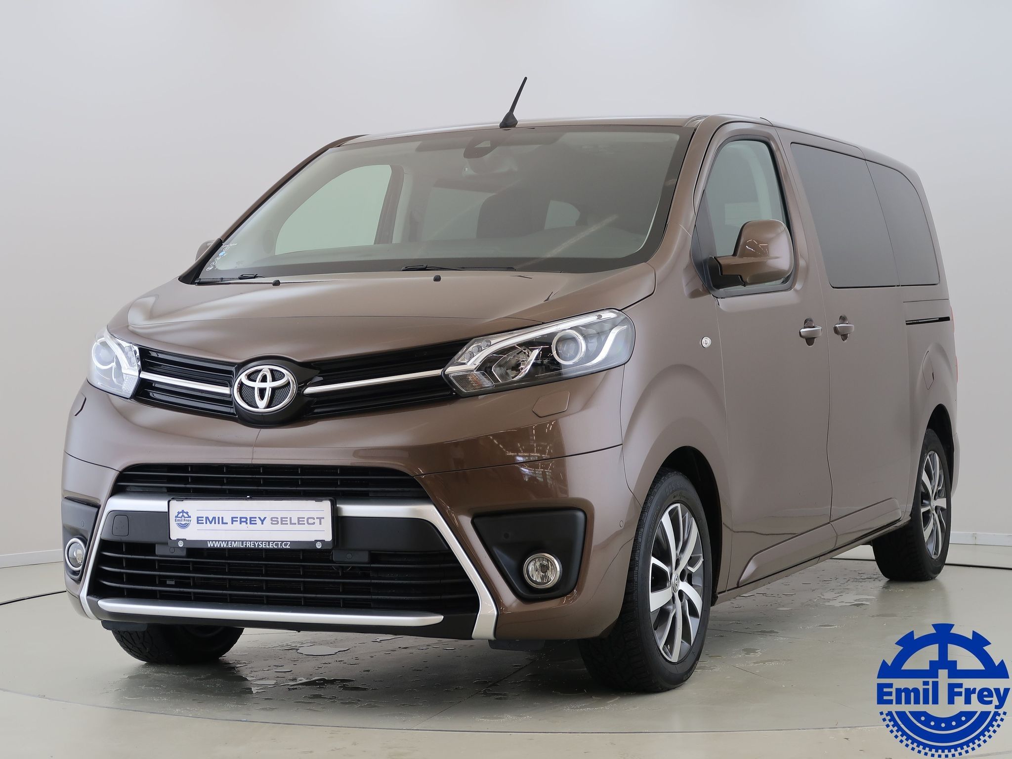 Toyota Proace Verso, 2.0D-4D,AT,8Míst,L1,Comfort