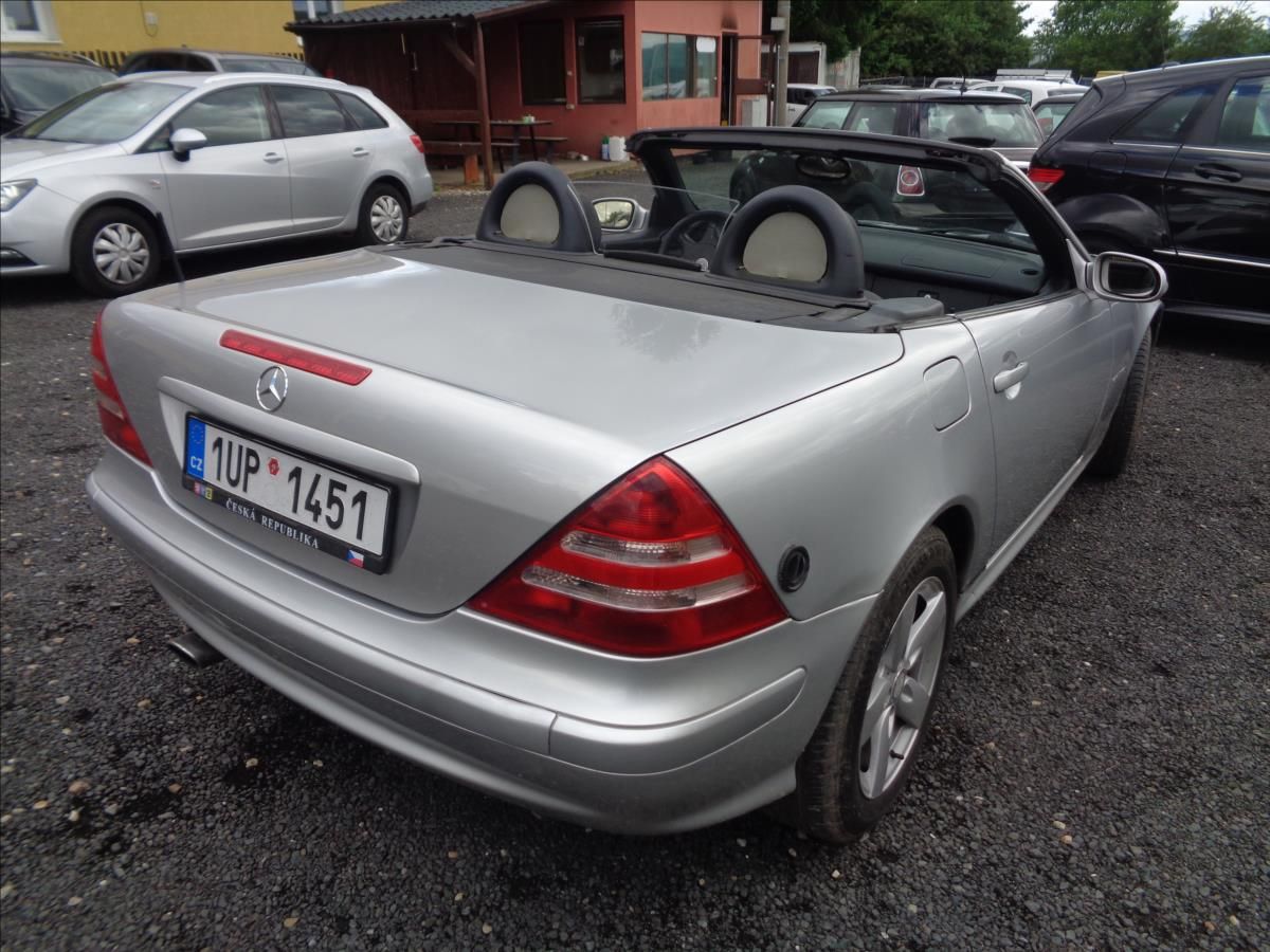 Mercedes-Benz SLK, 2,0 - fotka 6