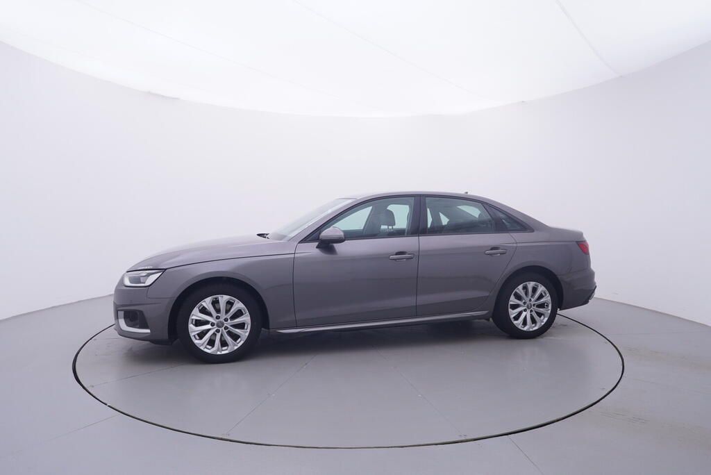 Audi A4, ADVANCED 2.0 TDI 120 kW - fotka 2