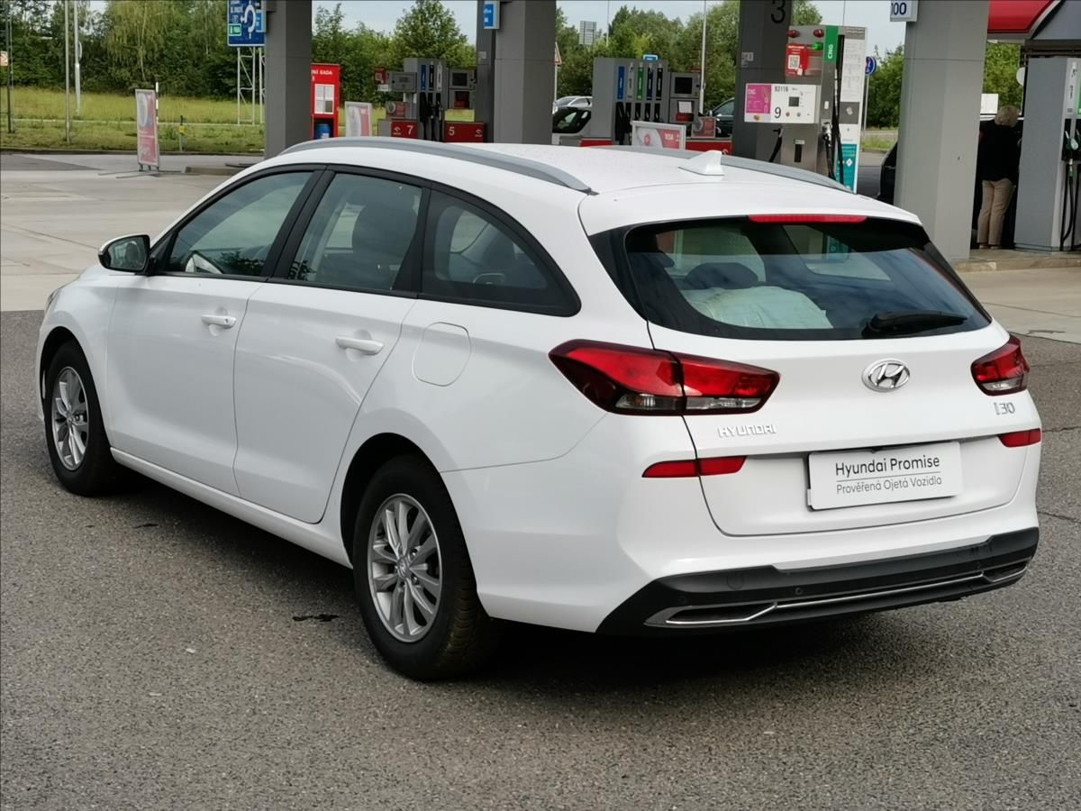 Hyundai i30, 1,0 T-GDI Comfort kombi - fotka 5