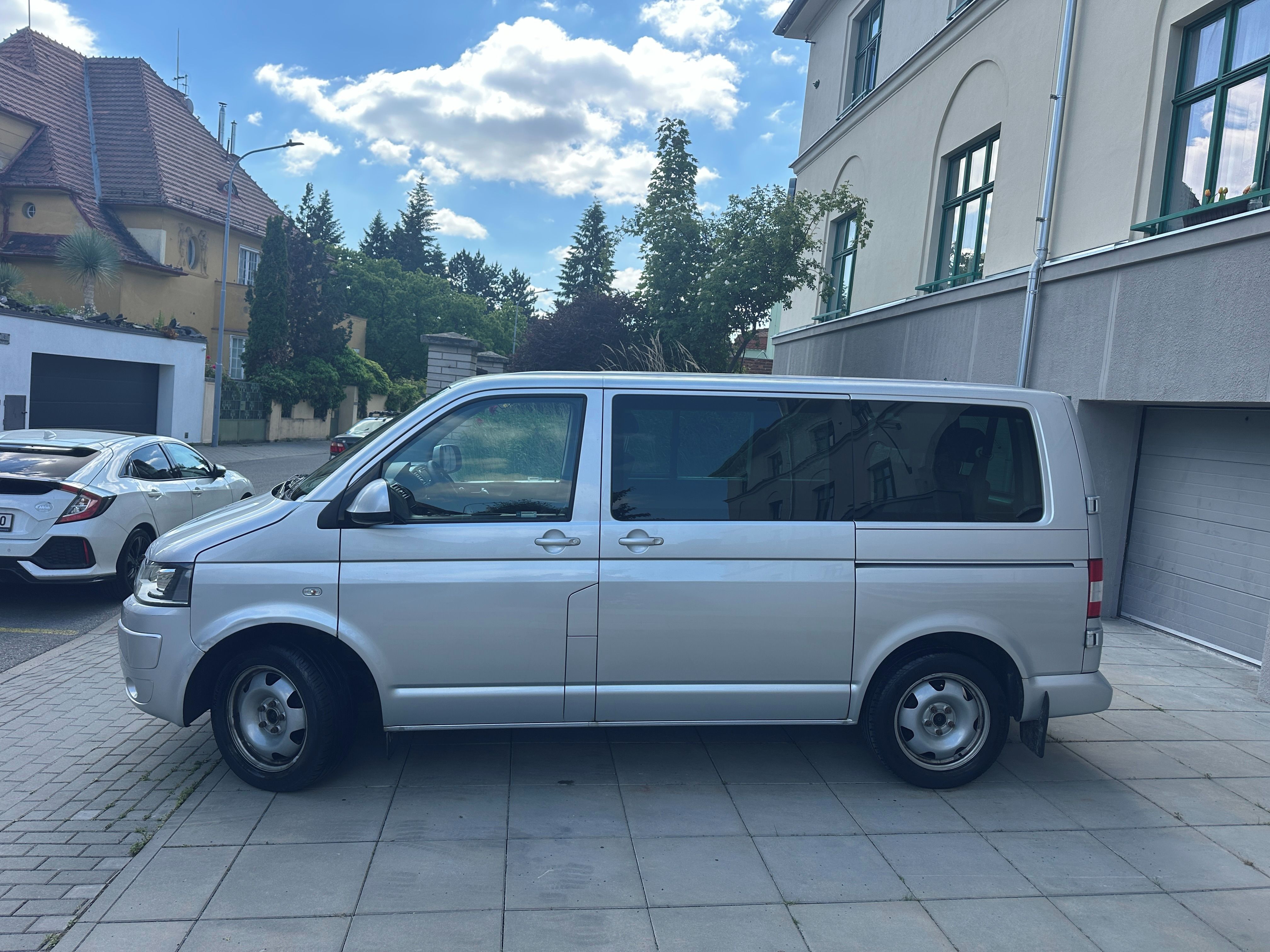 Volkswagen Caravelle, 132 kW,2,0 BITDI 4MOTION - fotka 5