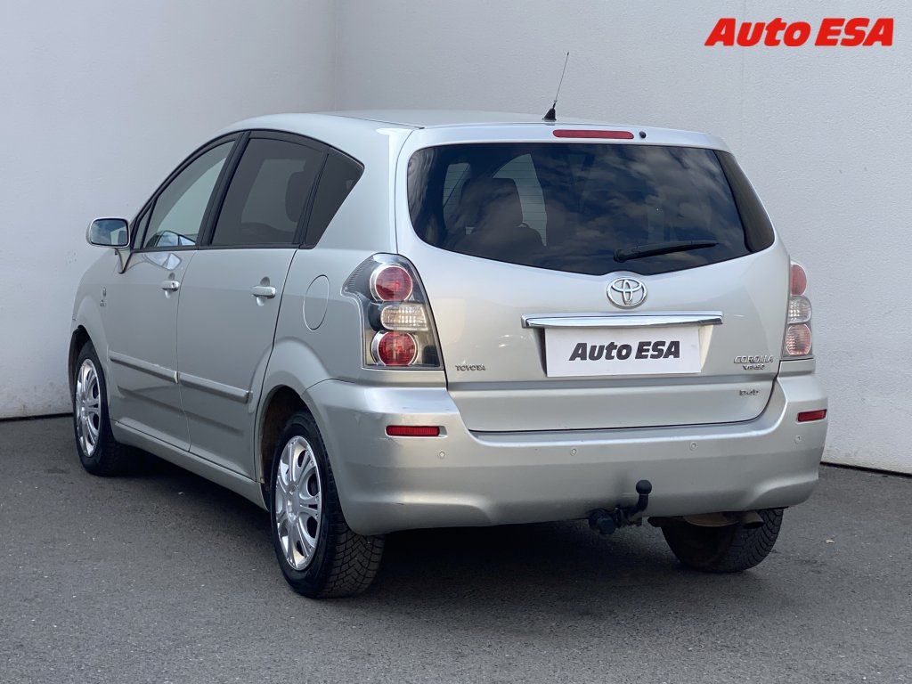 Toyota Corolla Verso, 2.2 D,autoAC,temp - fotka 6