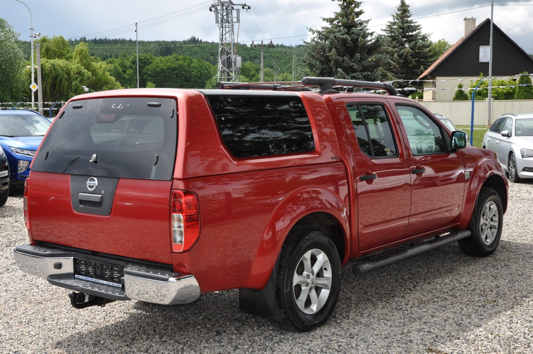 Nissan Navara, 2.5dCi 140kW 4x4 Automat - fotka 3