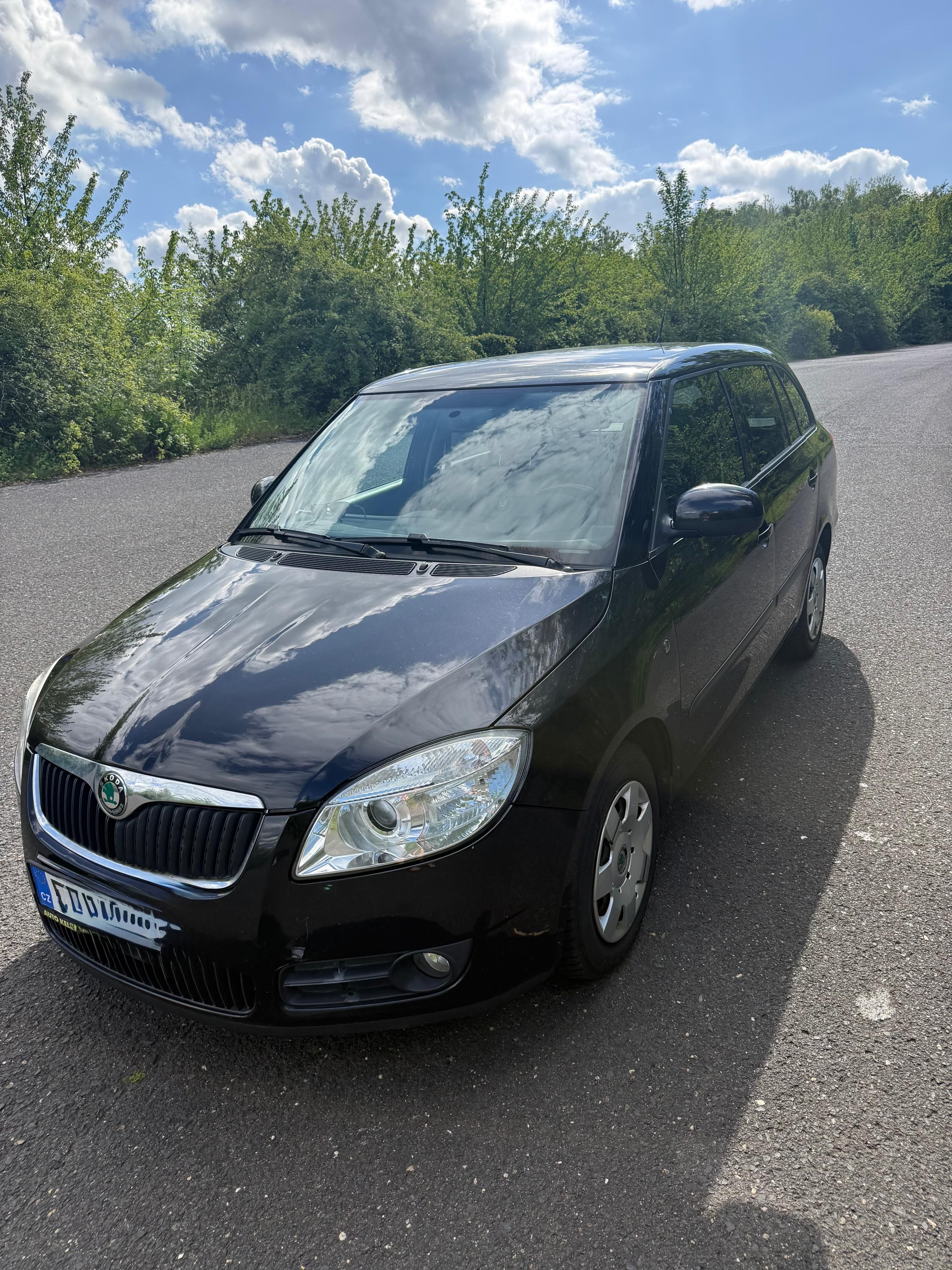 Škoda Fabia, II.1,4 16V, výbava Elegance