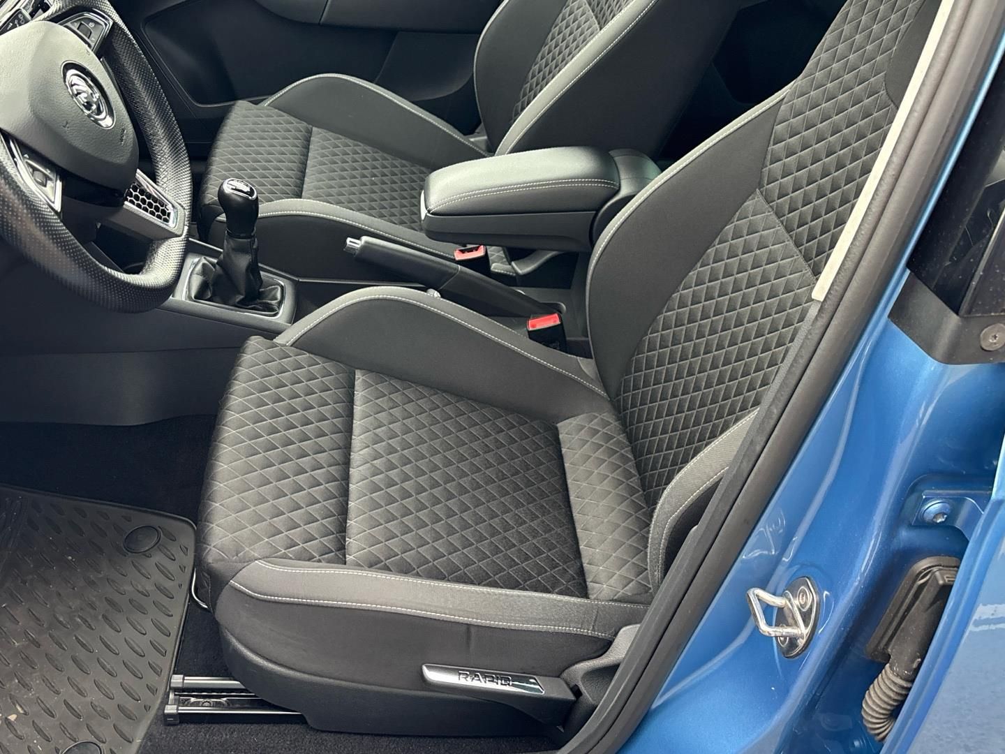 Škoda Rapid, 1.0 TSI / 81 kW Style - fotka 5
