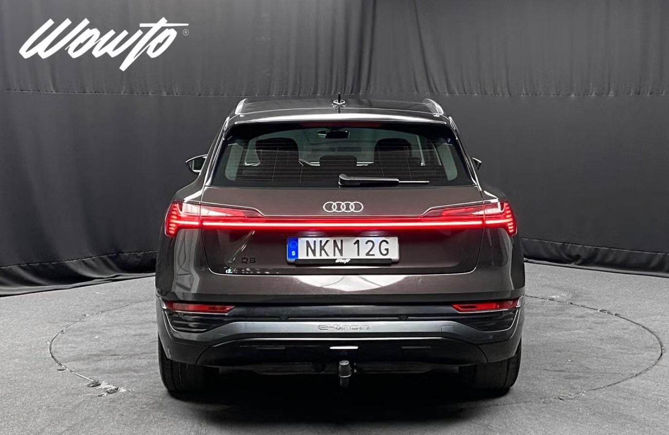 Audi Q8 e-tron, 55 Quattro Kamera Matrix Tažné - fotka 5