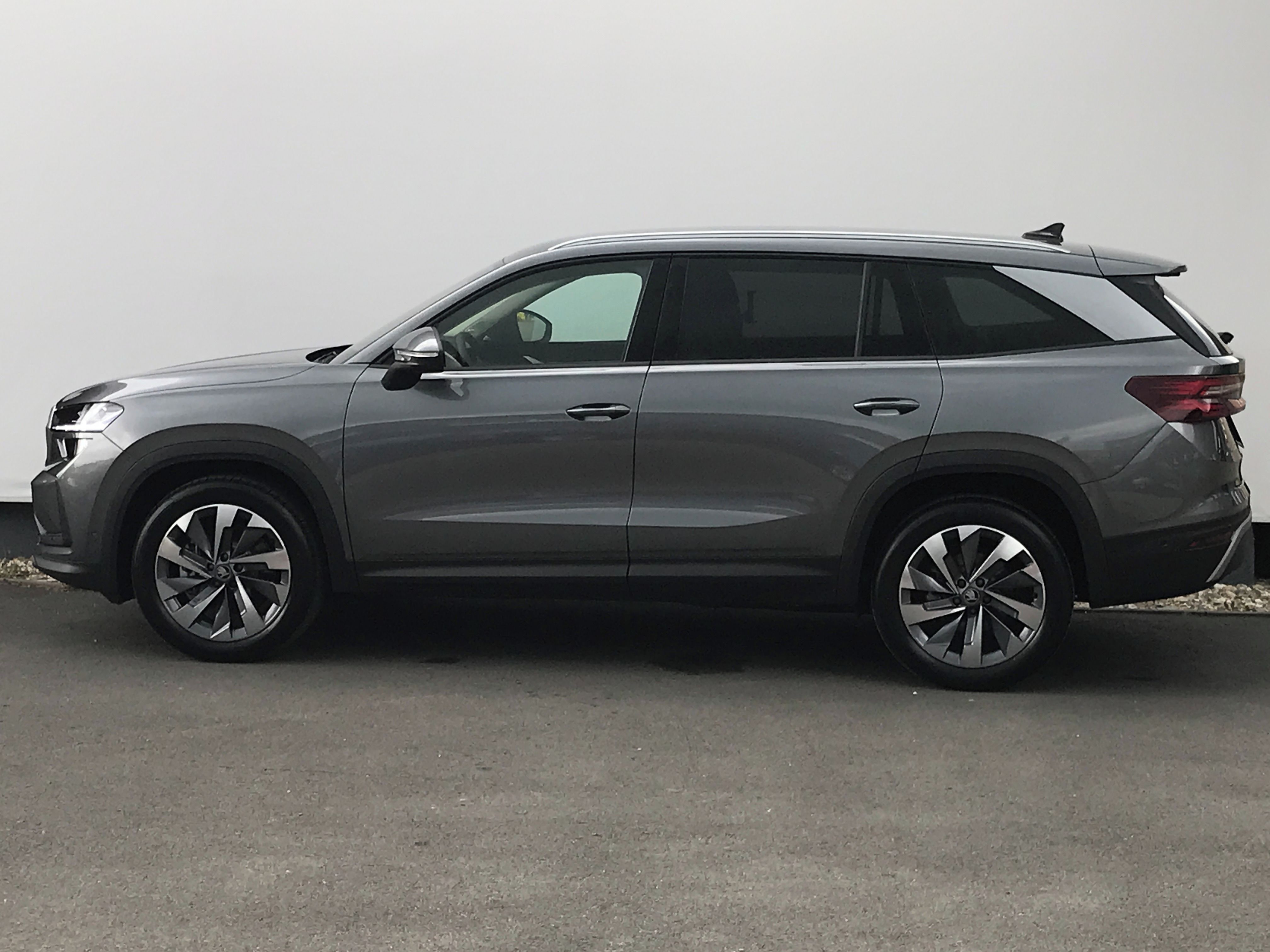 Škoda Kodiaq, 142kW 4x4 Exclus.+TAŽNÉ+NEZTOP - fotka 3