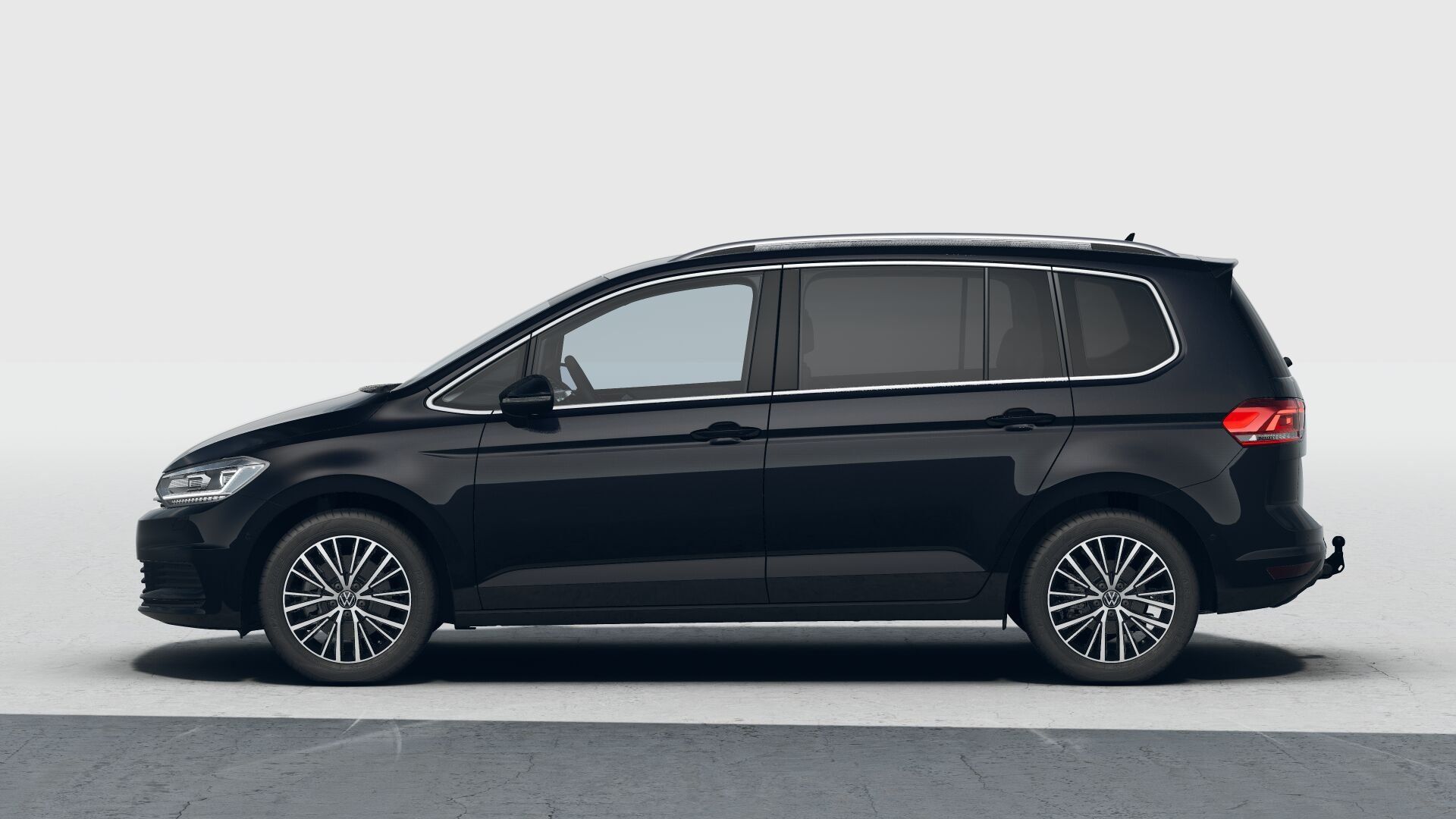 Volkswagen Touran, Touran People 1,5 TSI 110 kW - fotka 2