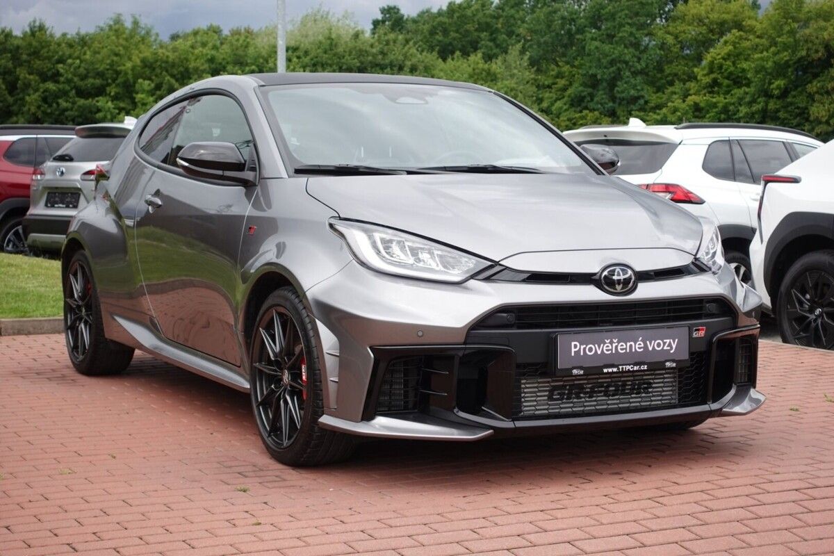 Toyota GR Yaris, 1.6Turbo 8AT 4X4 Dynamic + VIP - fotka 5