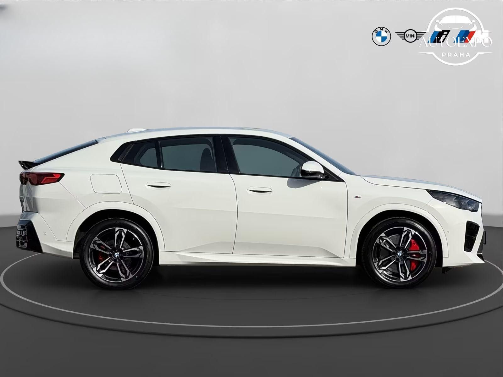 BMW X2, sDrive20i M Paket - fotka 4