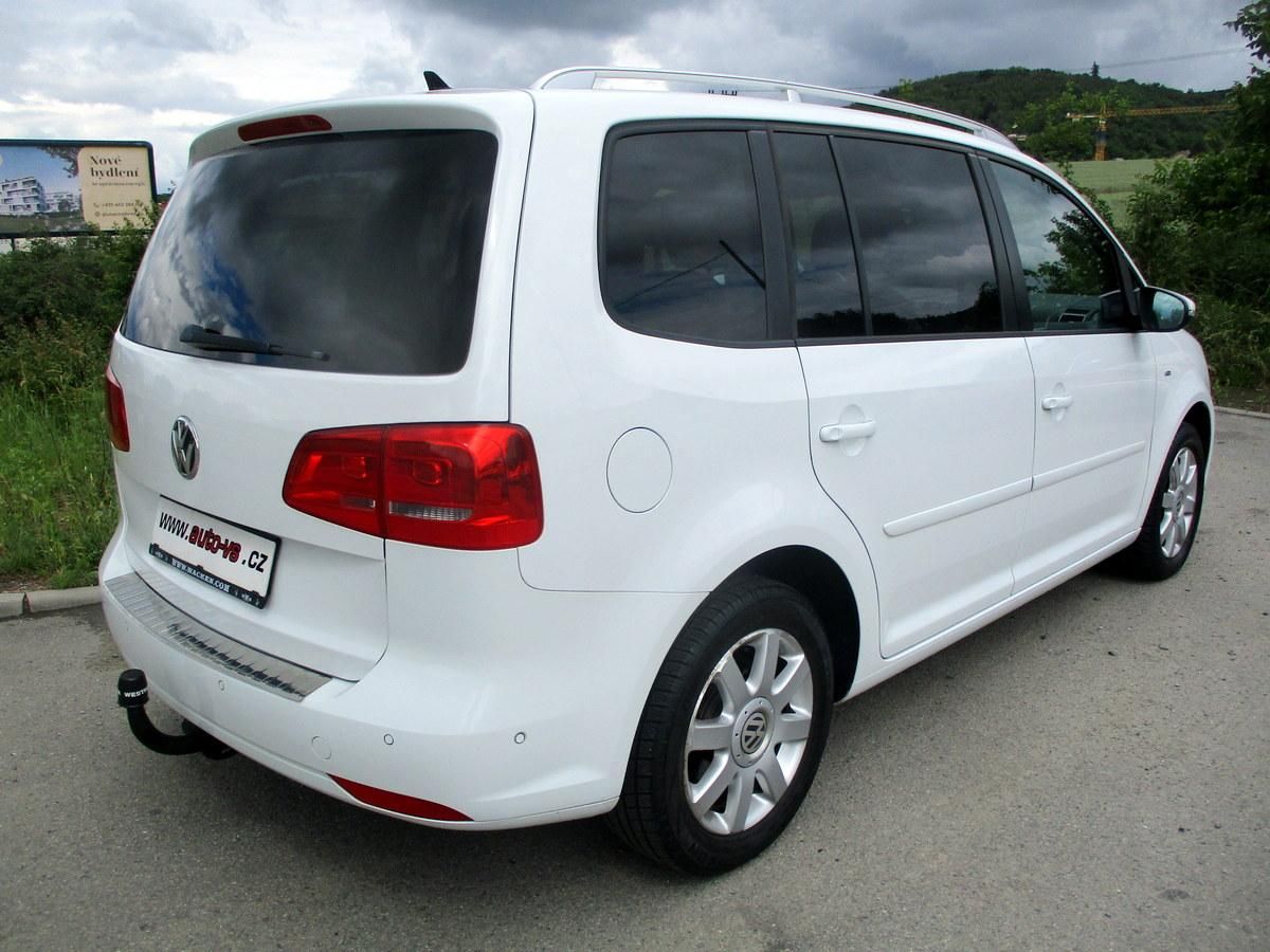 Volkswagen Touran, TDI CUP*77KW*TZ*NAVI*VÝHŘEV* - fotka 6