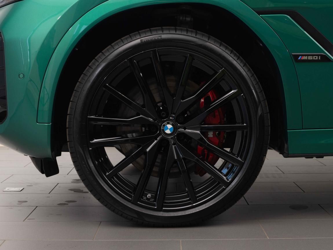 BMW X6, M60i - fotka 6