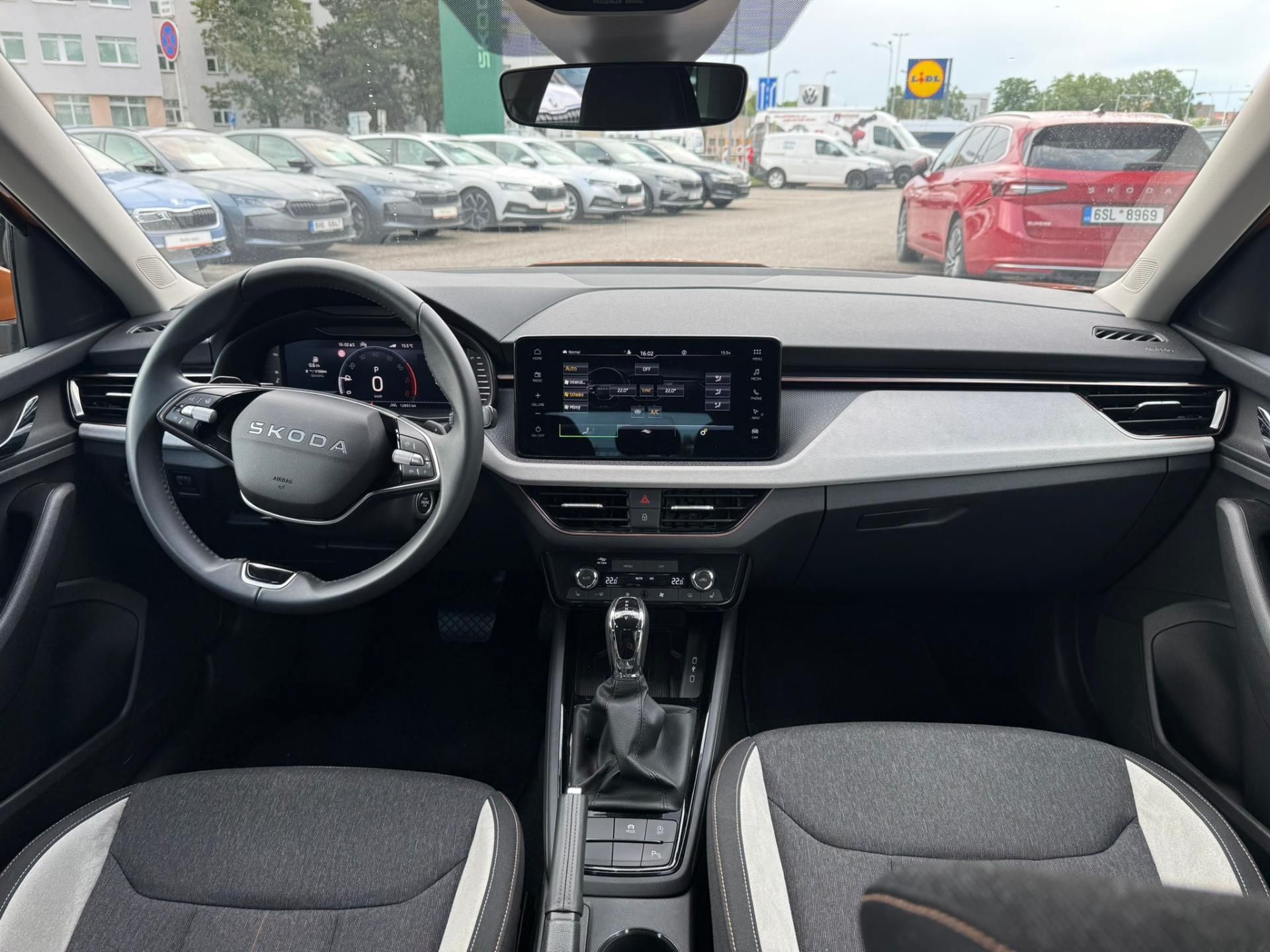Škoda Kamiq, Top Selection 1.0 TSI 85kw DSG - fotka 5