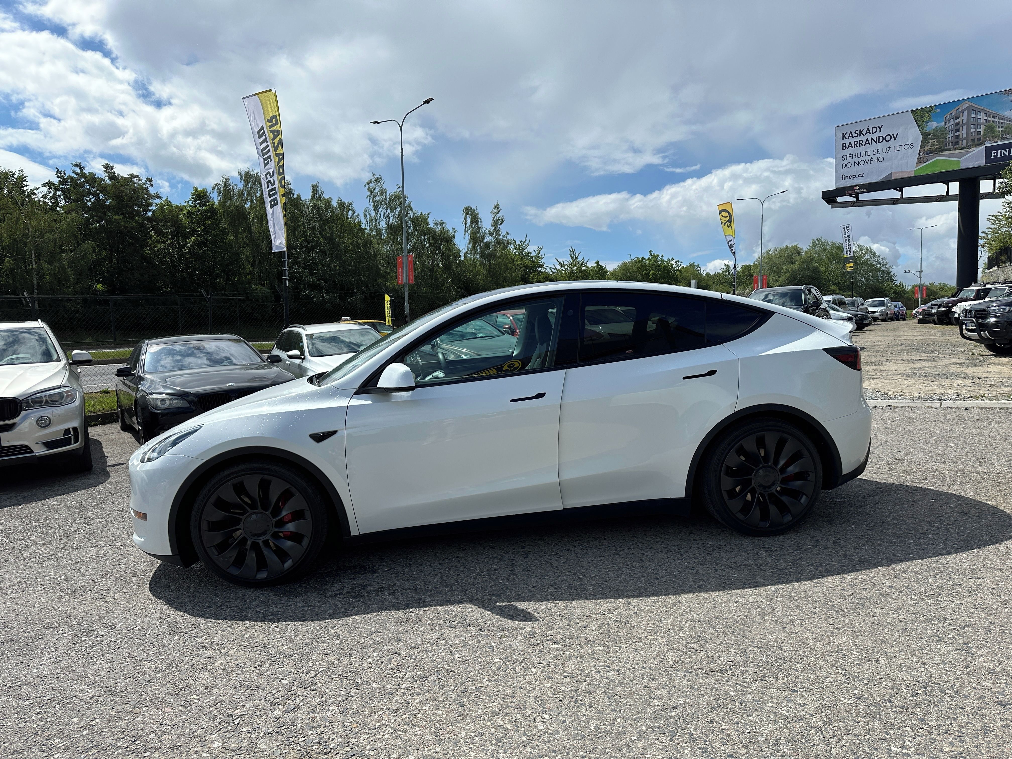 Tesla Model Y, Tesla Model Y  2023 - fotka 4
