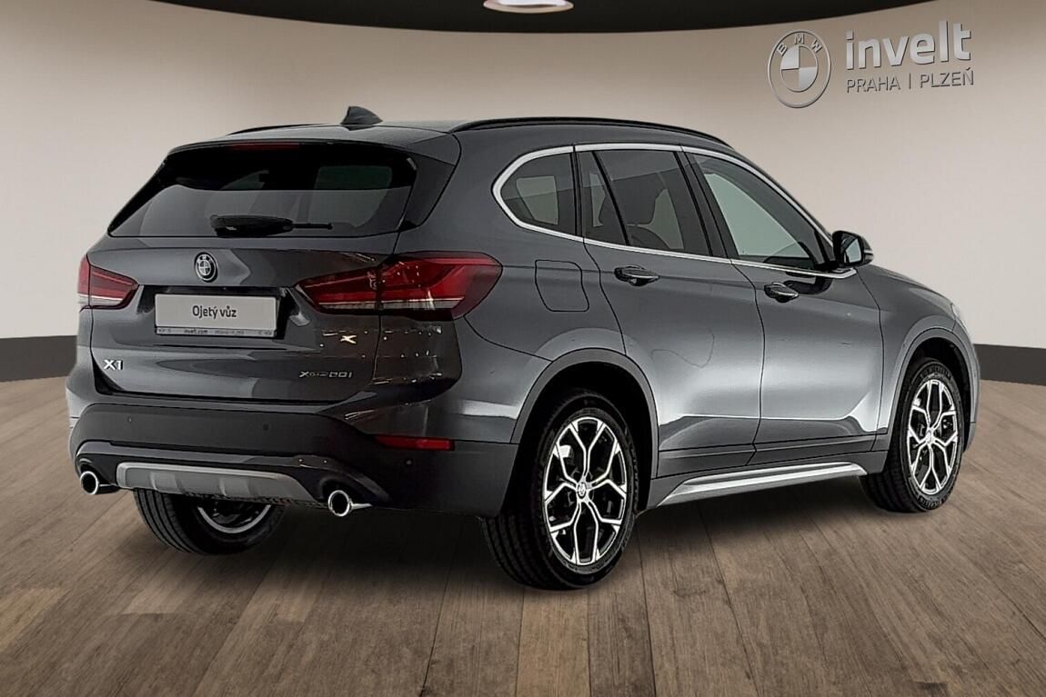 BMW X1, xDrive20i - fotka 3