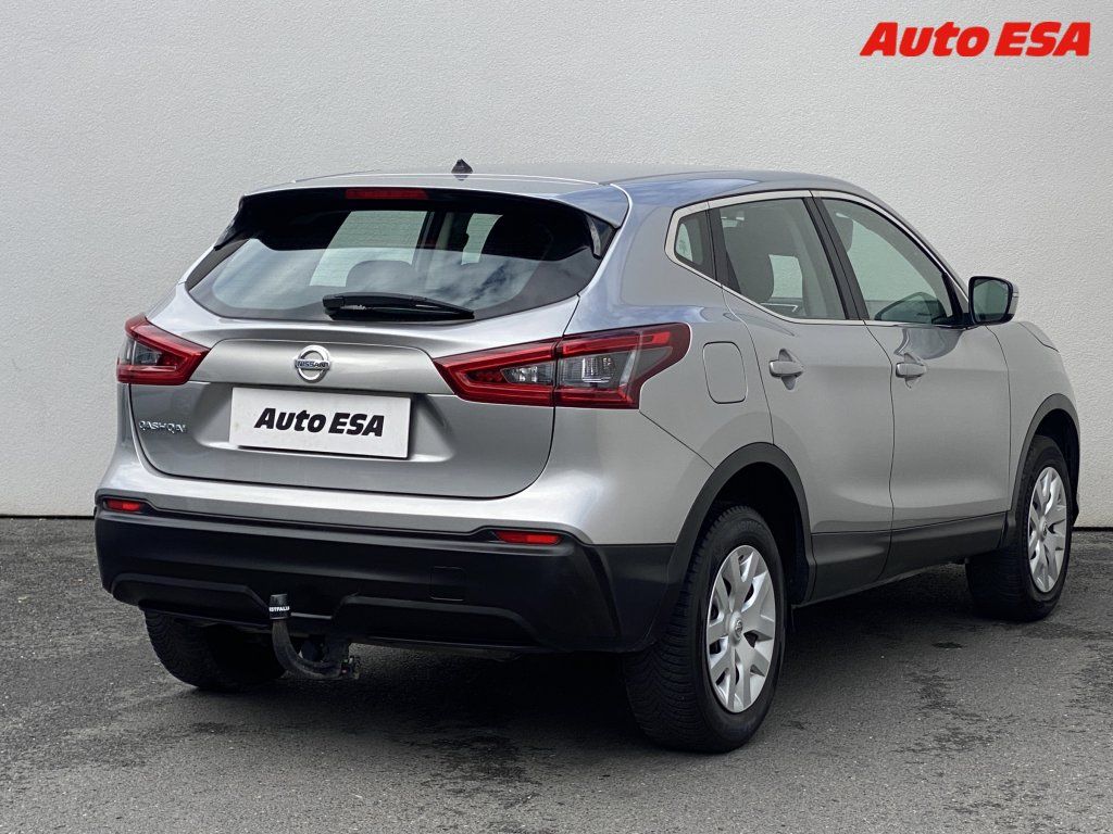 Nissan Qashqai, 1.5dCi,Visia,TZ - fotka 4