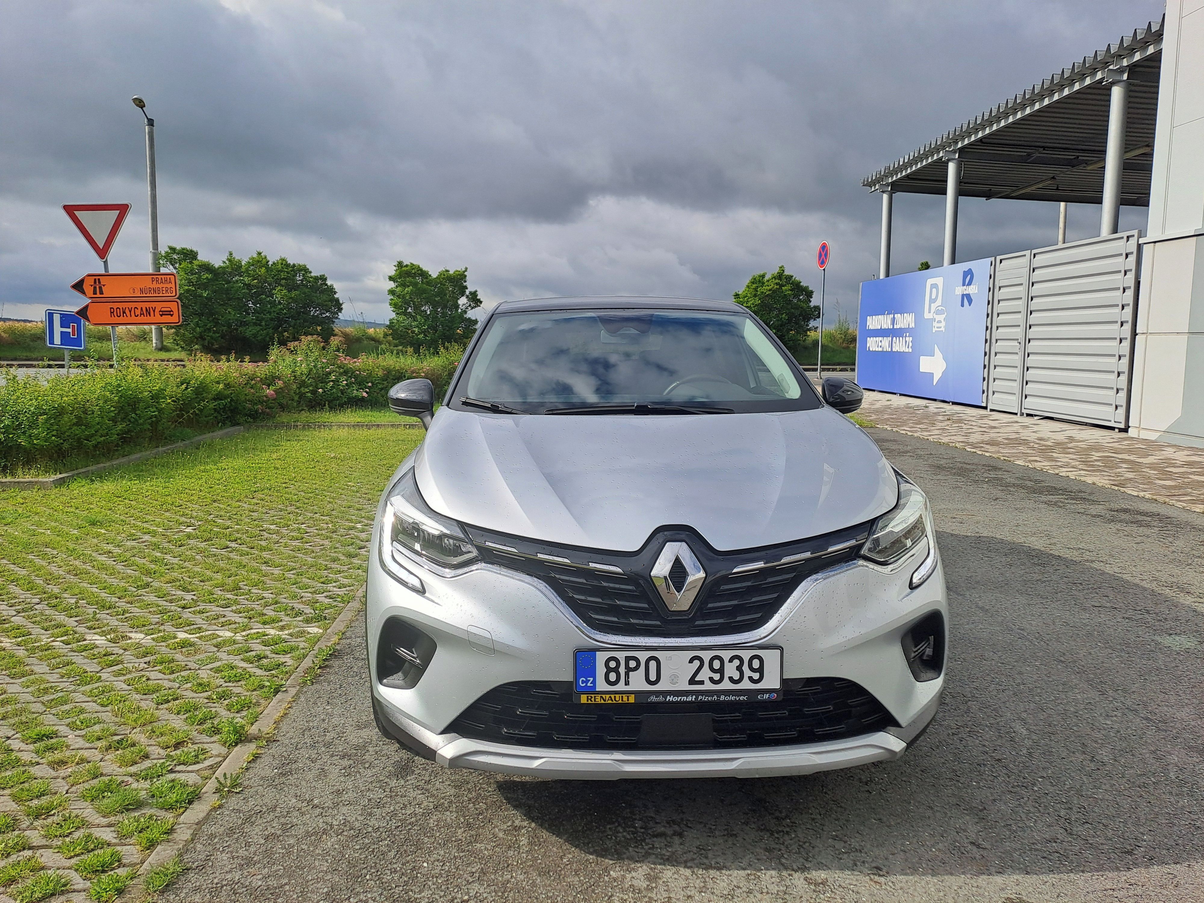 Renault Captur, 1.3TCE 1.MAJ 30 540KM EXTRA!! - fotka 2
