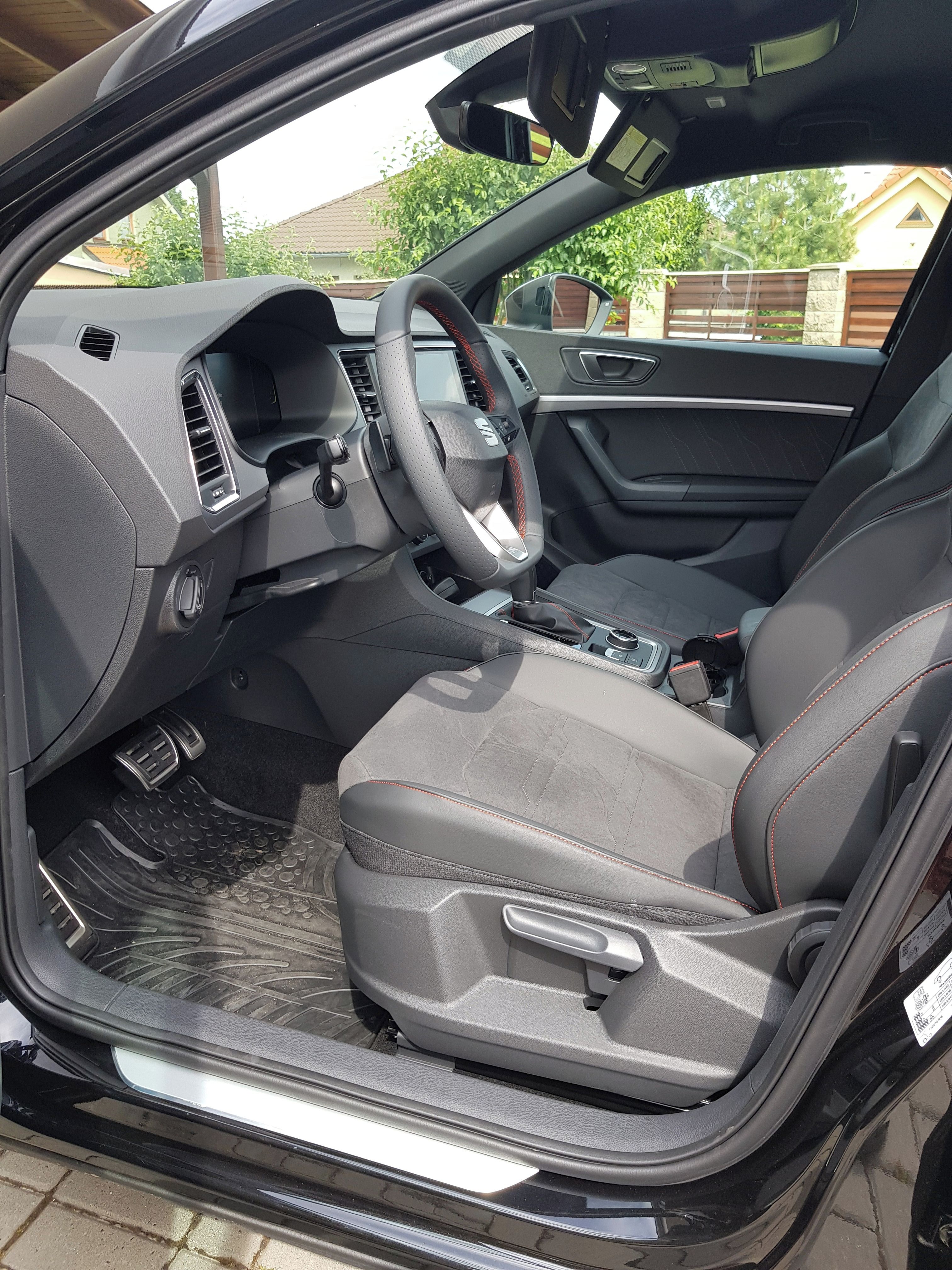 Cupra Ateca, Seat Ateca 2.0TSI 140KW FR - fotka 5