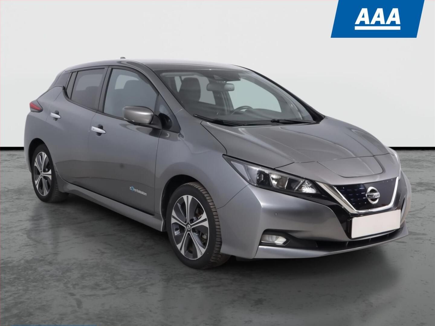 Nissan LEAF, 40 kWh, SoH 89%, Automat
