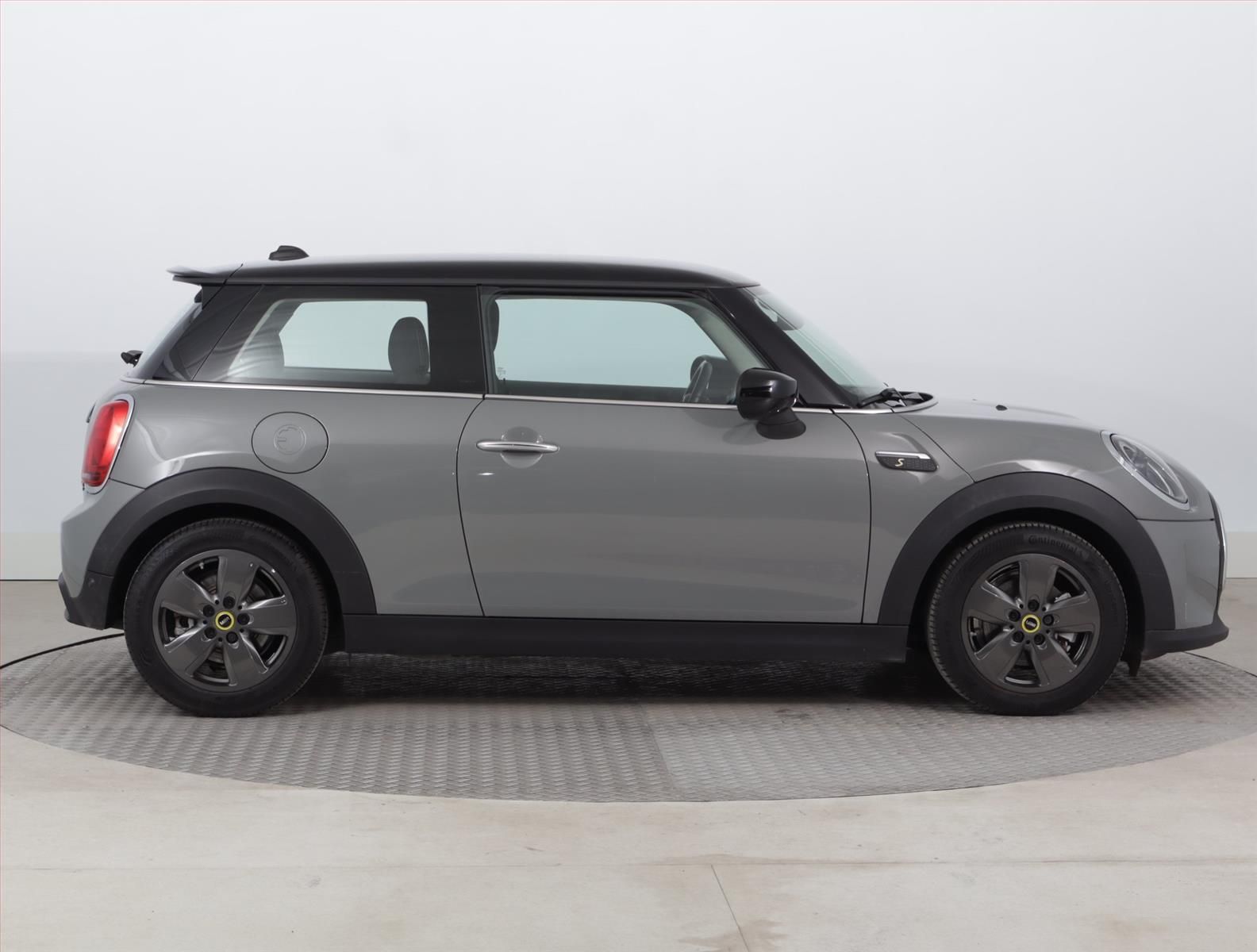 Mini, Cooper SE 32 kWh, SoH 98% - fotka 6