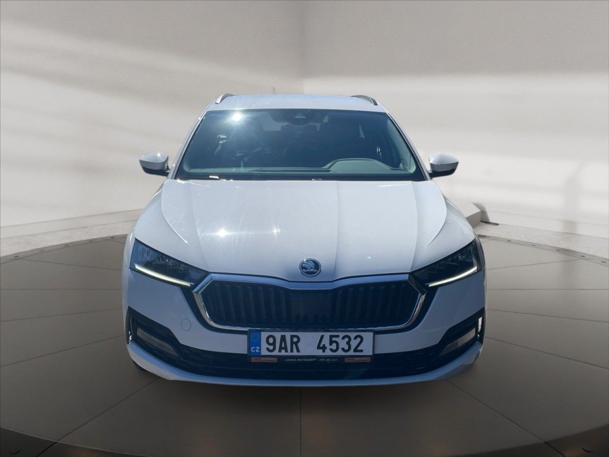 Škoda Octavia, 2,0 TDI 85 Ambition - fotka 2