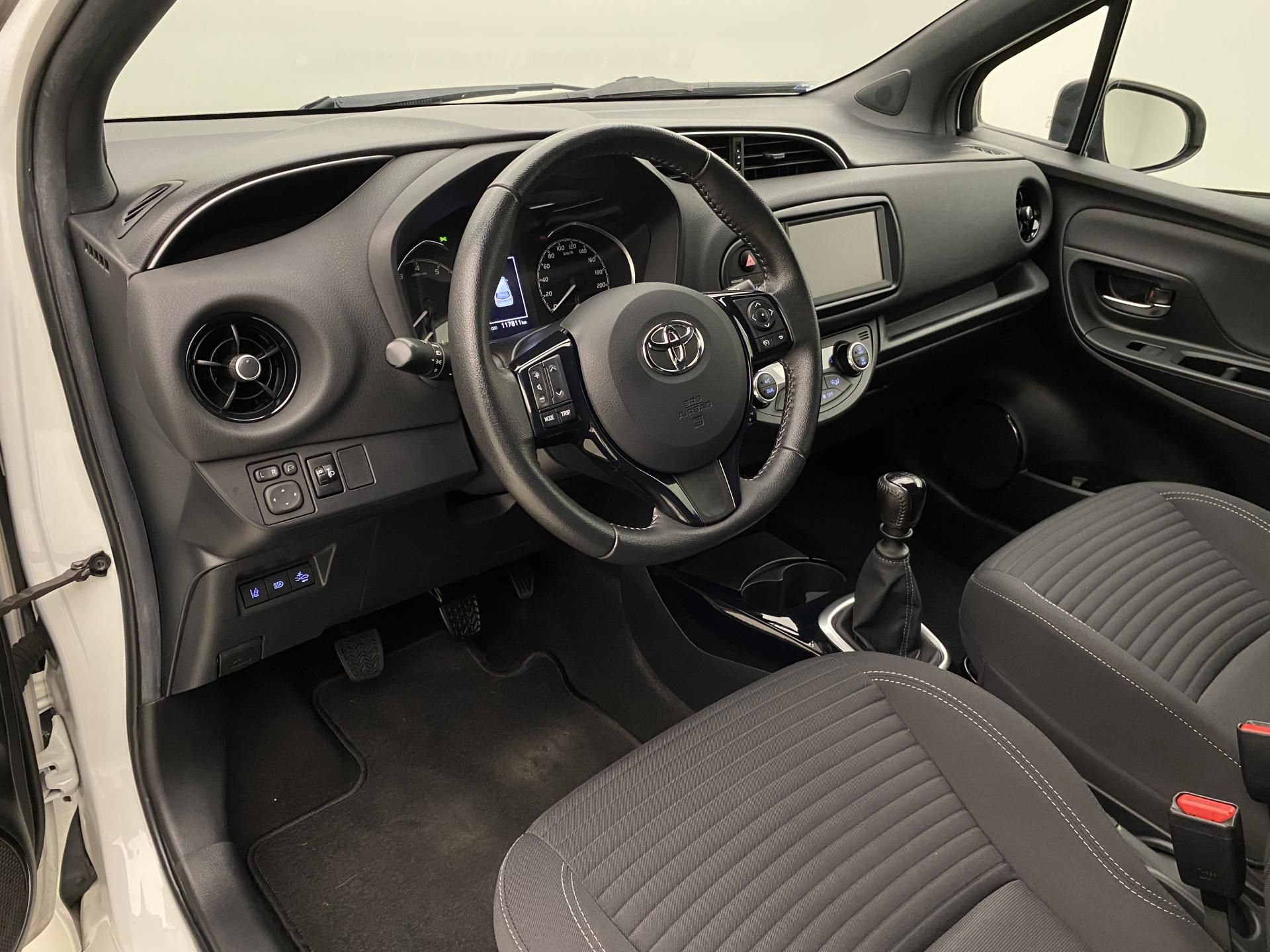 Toyota Yaris, 1.5VVT-i SELECTION CZ - fotka 4