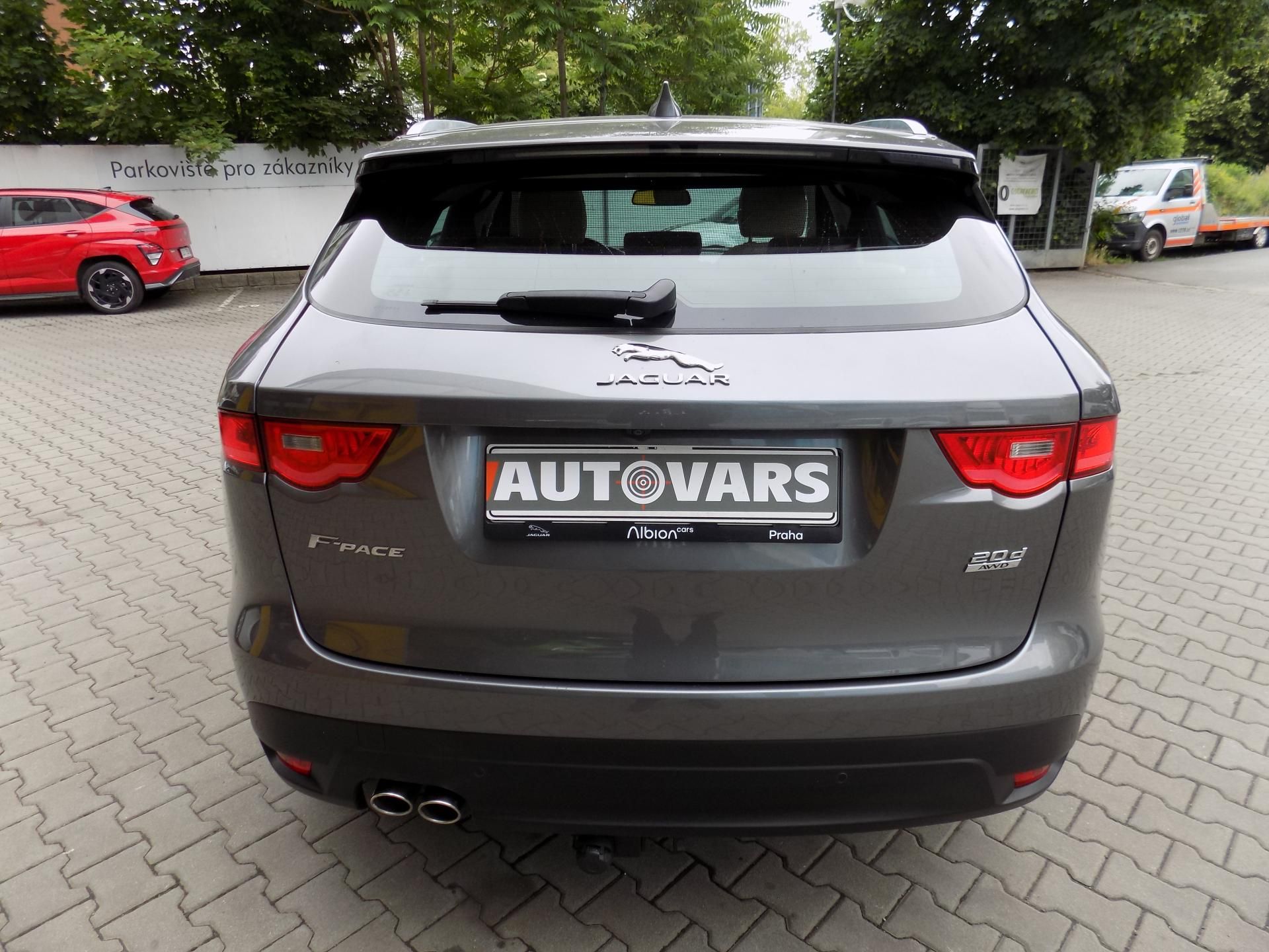 Jaguar F-Pace, 2.0 D Původ ČR - fotka 6