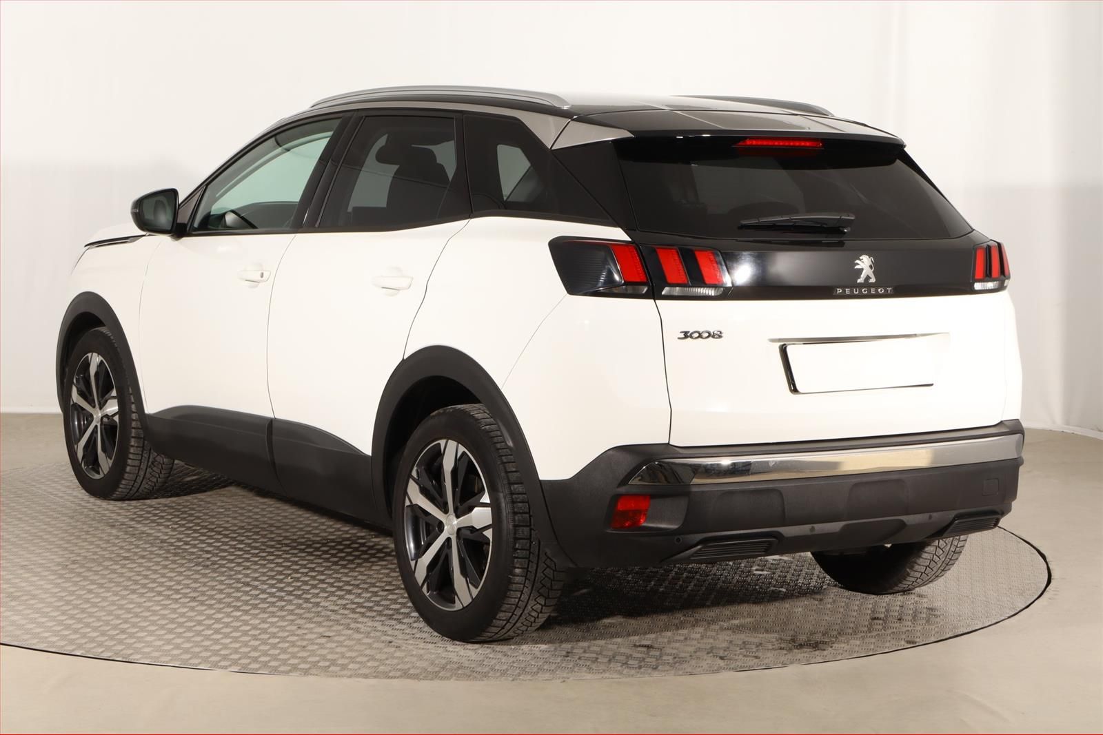 Peugeot 3008, 1.5 BlueHDi, Automat - fotka 4