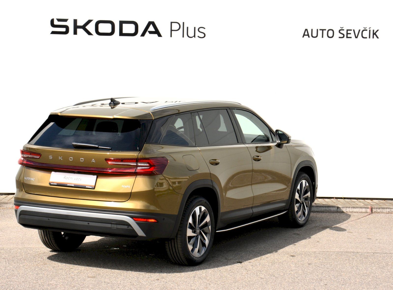 Škoda Kodiaq, Exclusive Selection 2,0 TDI 14 - fotka 2