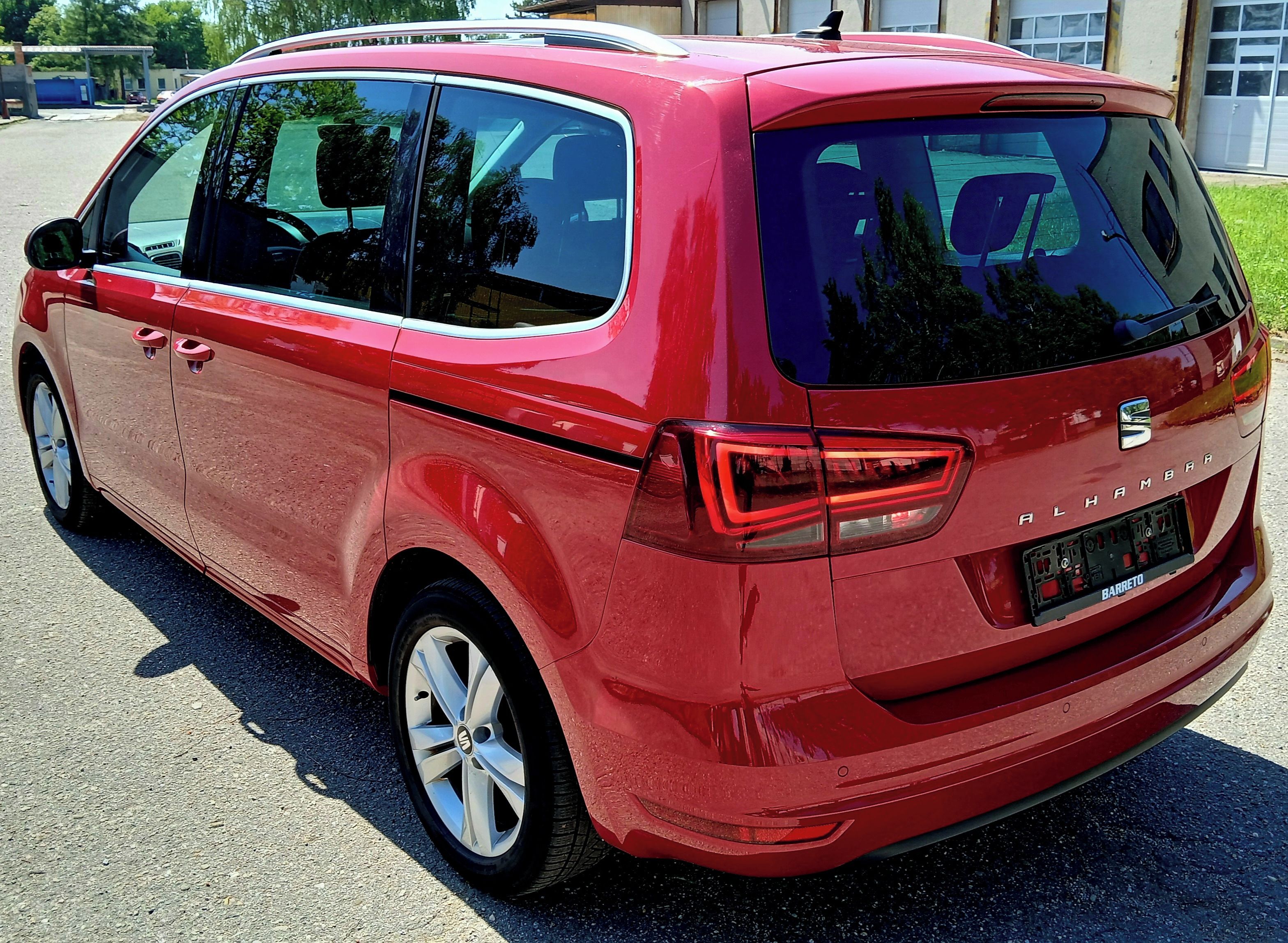 Seat Alhambra, 1.4 Tsi 7MÍST - fotka 3