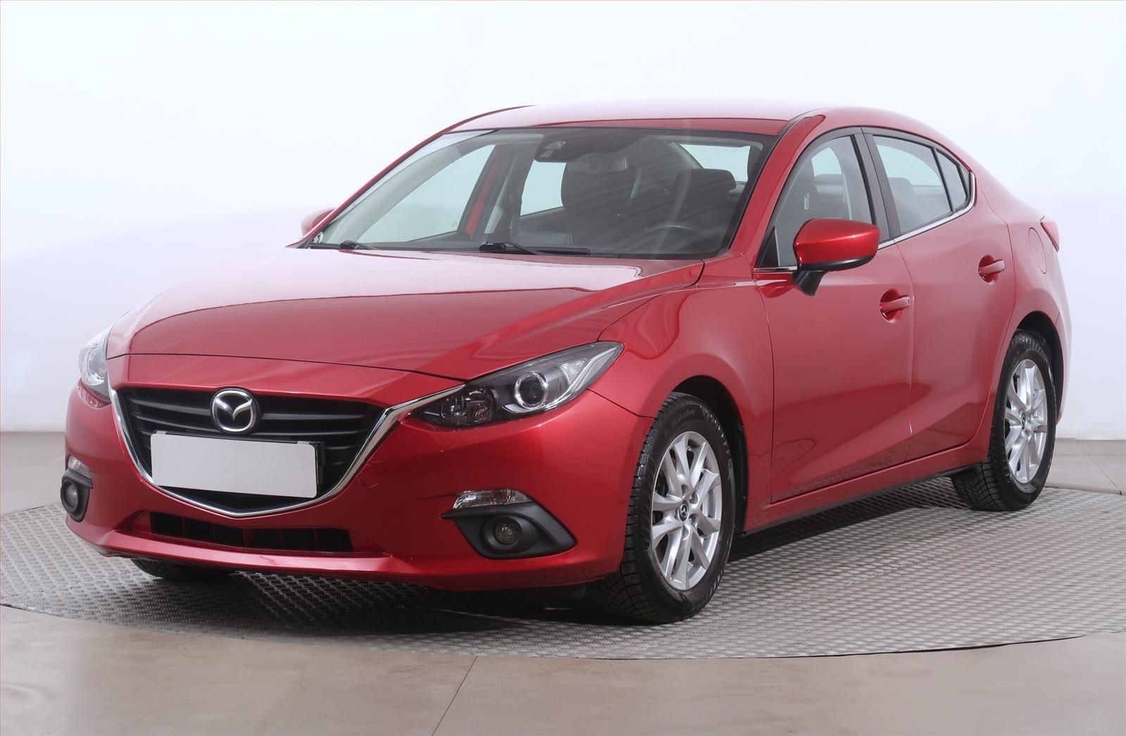 Mazda 3, 2.0 Skyactiv-G - fotka 2