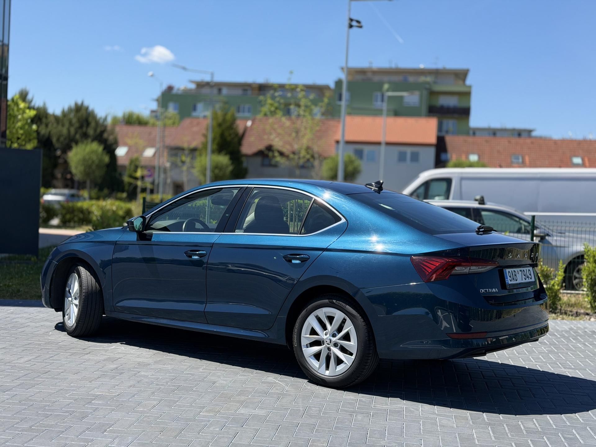 Škoda Octavia, 2.0 TDi 85 kw / STYLE - fotka 3