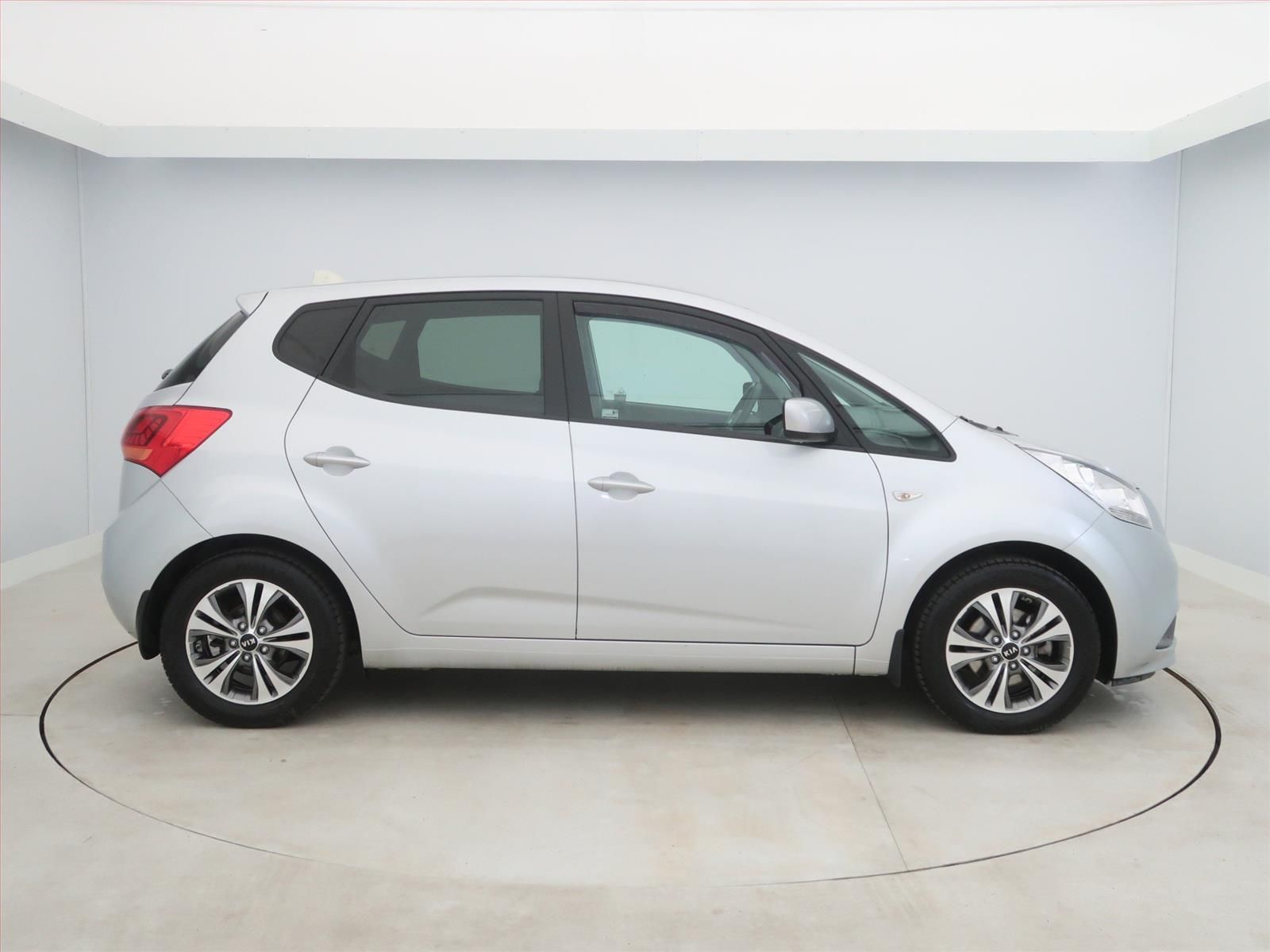 Kia Venga, 1.4 CVVT, Serv.kniha, Kůže - fotka 6