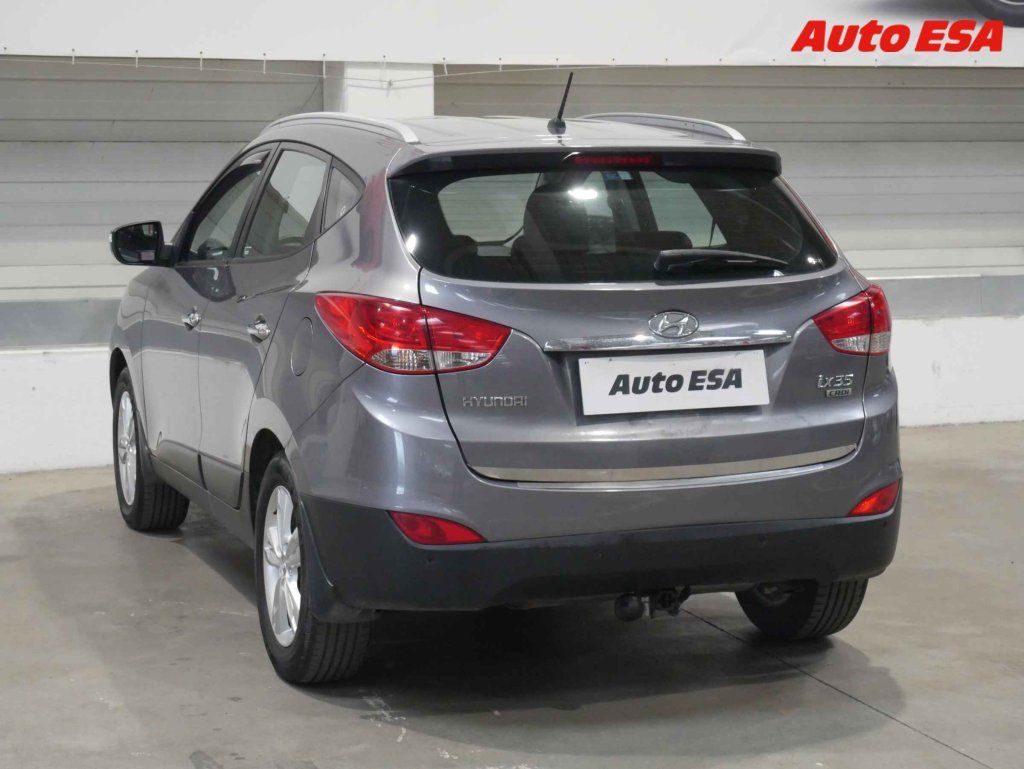 Hyundai ix35, 1.7,ČR,servis.kniha - fotka 4