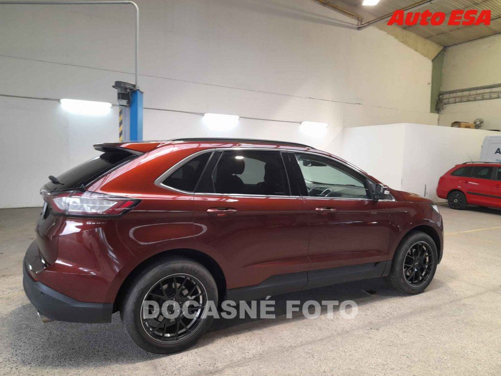 Ford Edge, 2.0TDCi - fotka 2