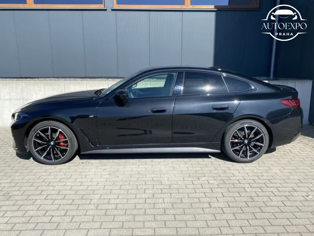 BMW Řada 4, 430i xDrive Gran Coupé M Sport - fotka 3