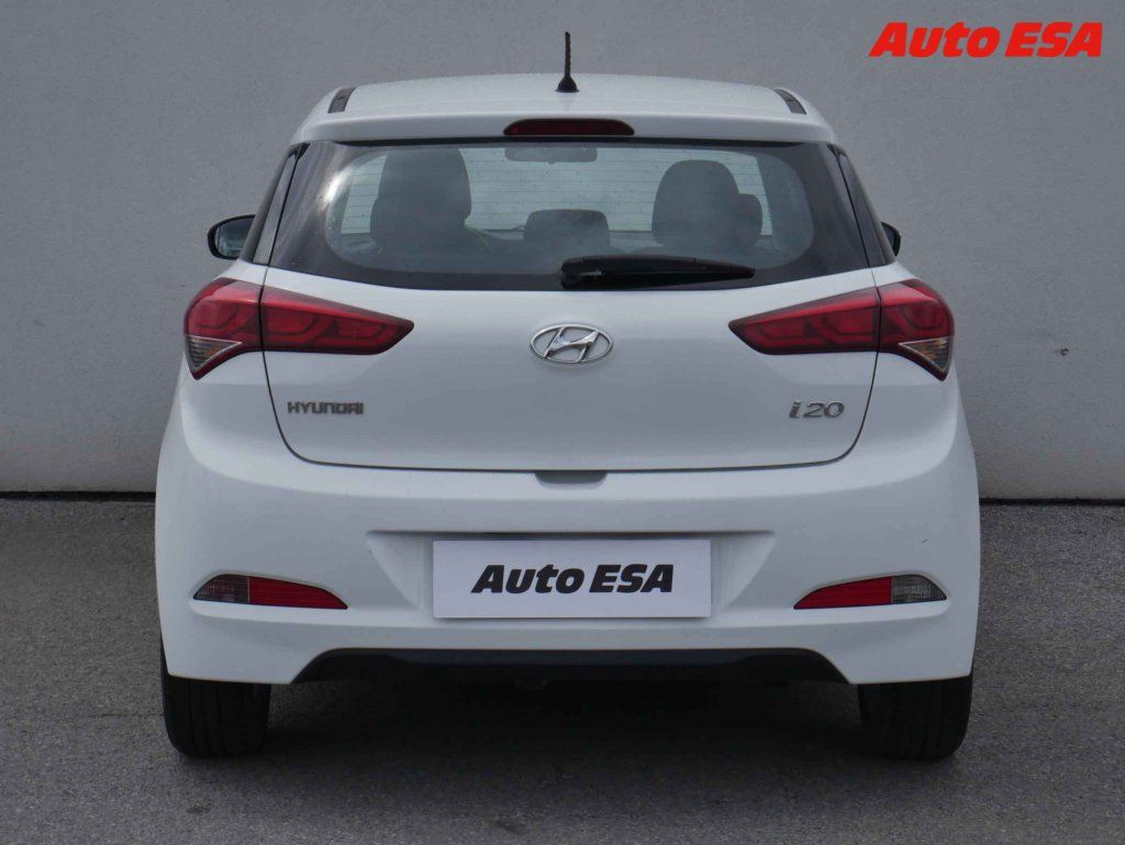 Hyundai i20, 1.3i,ČR - fotka 5