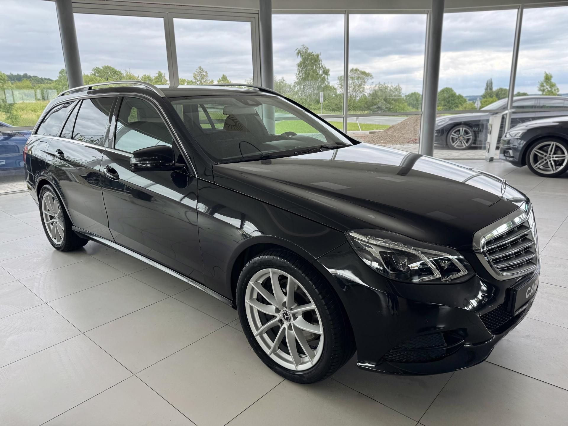 Mercedes-Benz Třídy E, 250d BT*9G-Tronic*LED*El.Kufr - fotka 3
